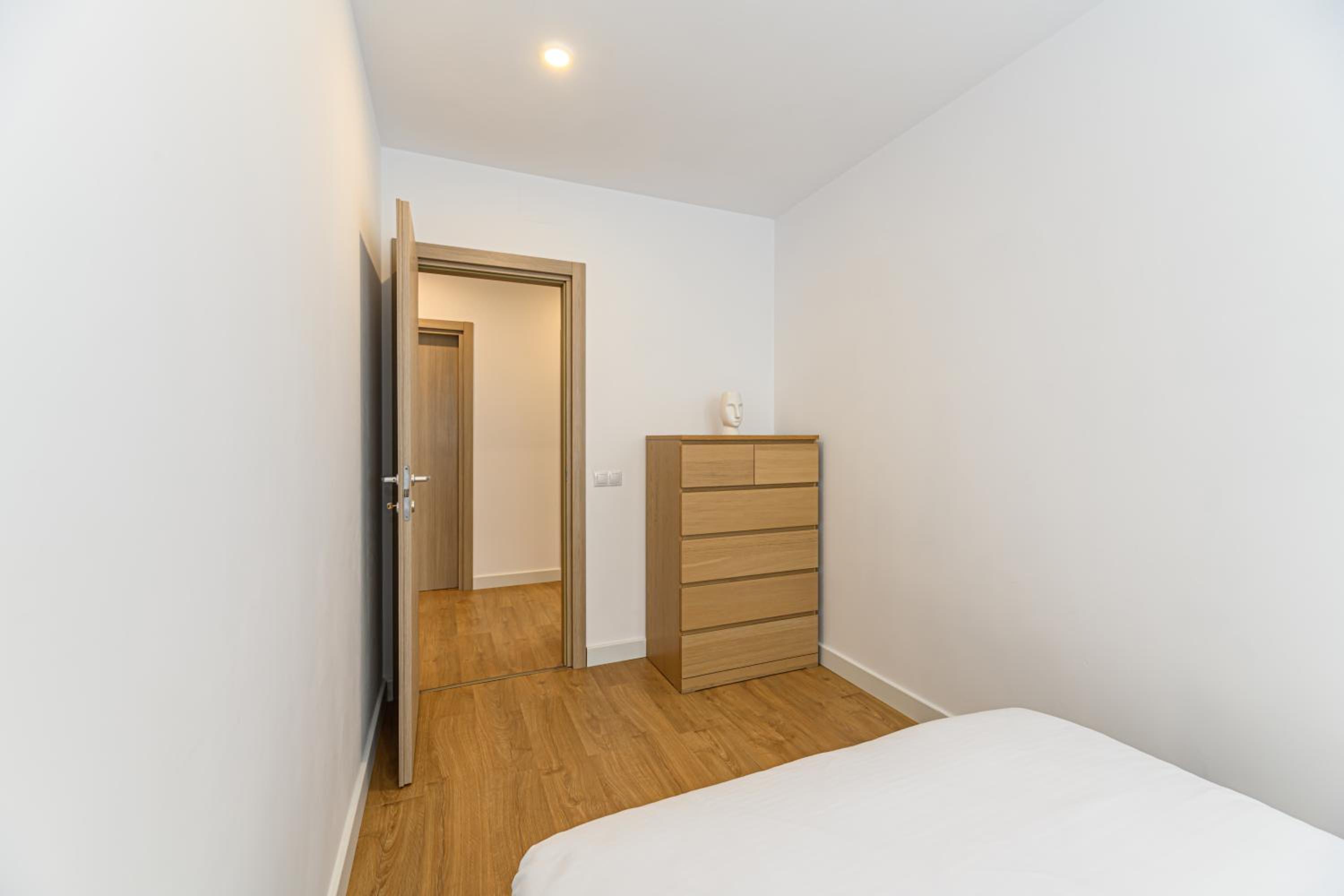 Three-Bedroom Apartment - Photo 19