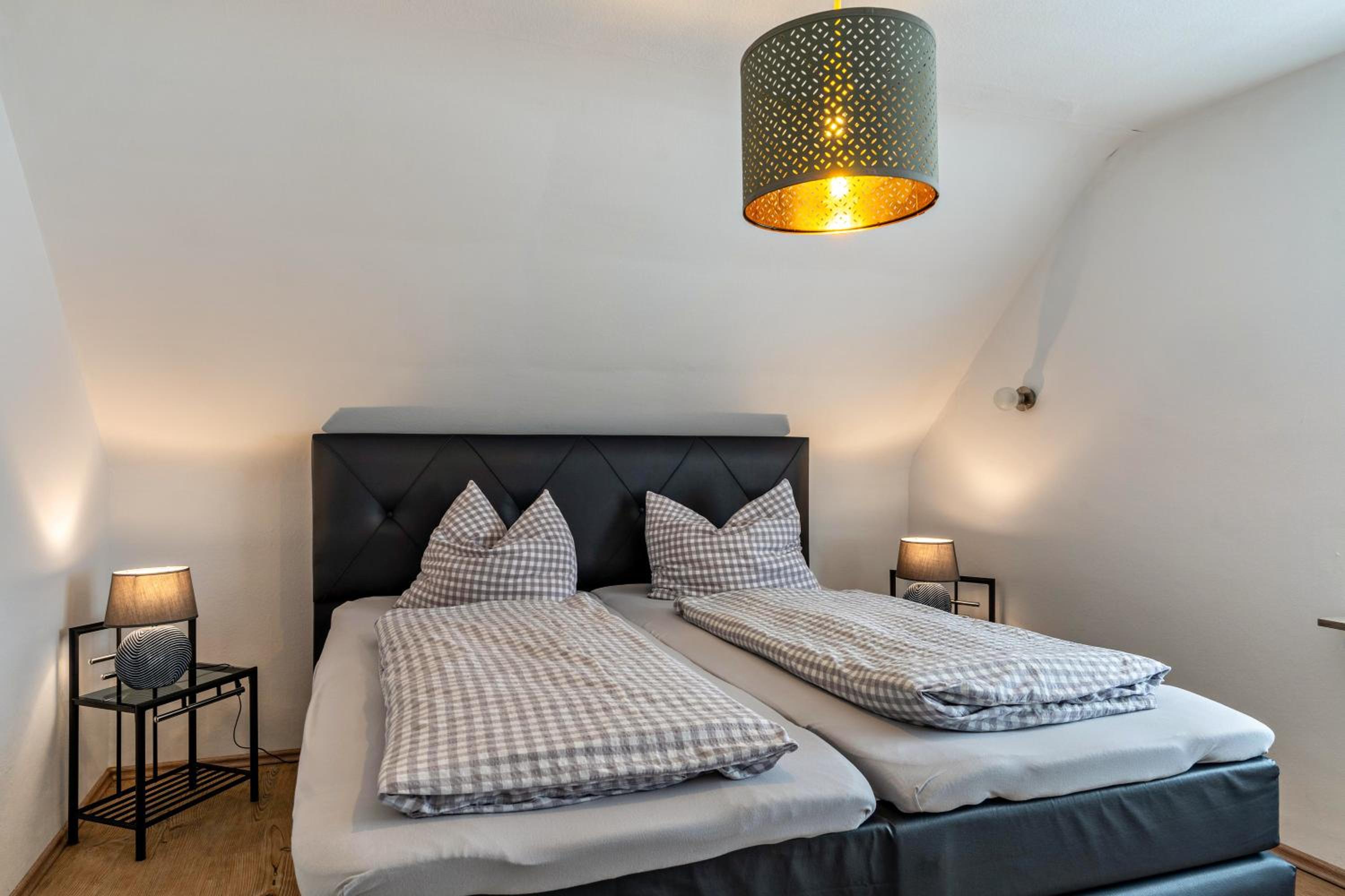 Two-Bedroom Apartment with Mountain View photo 1