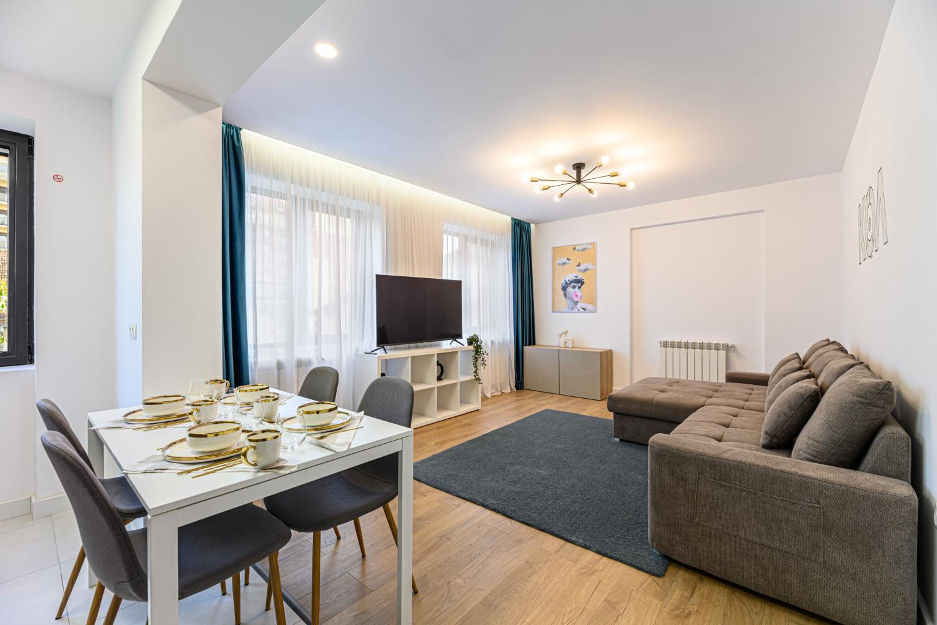 Three-Bedroom Apartment - Photo 13