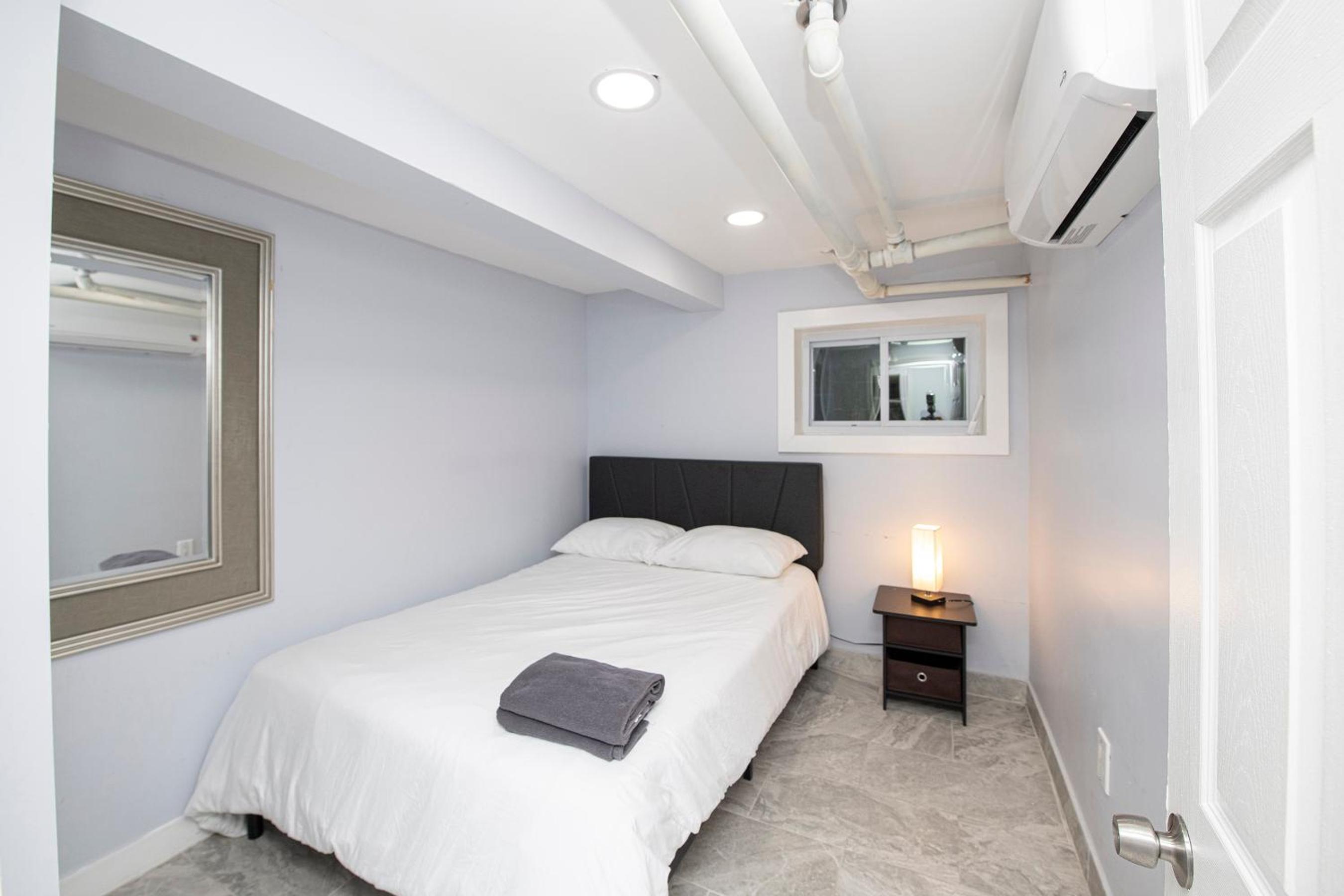 Five-Bedroom Apartment photo 1