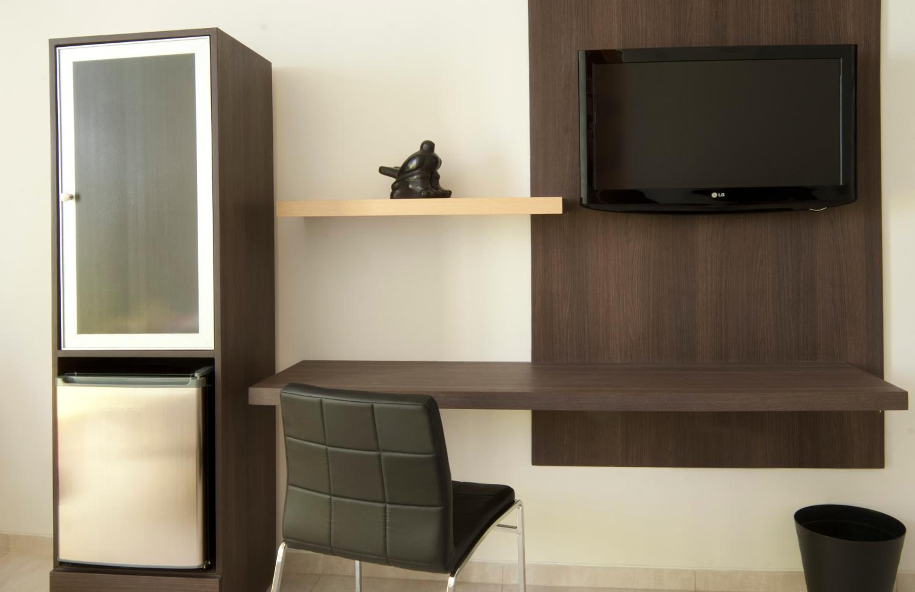 Junior Suite with Balcony photo 2