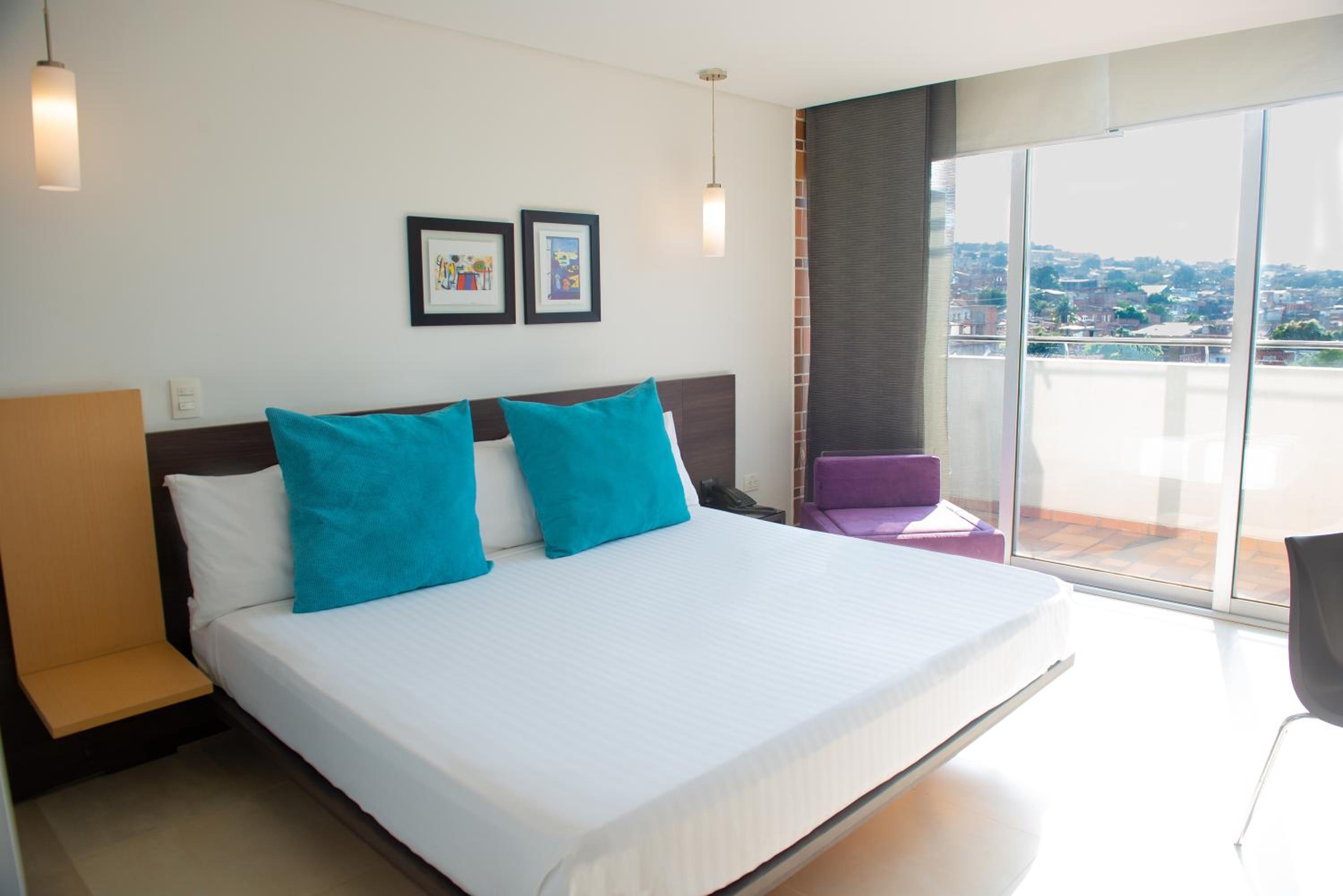 Junior Suite with Balcony photo 2