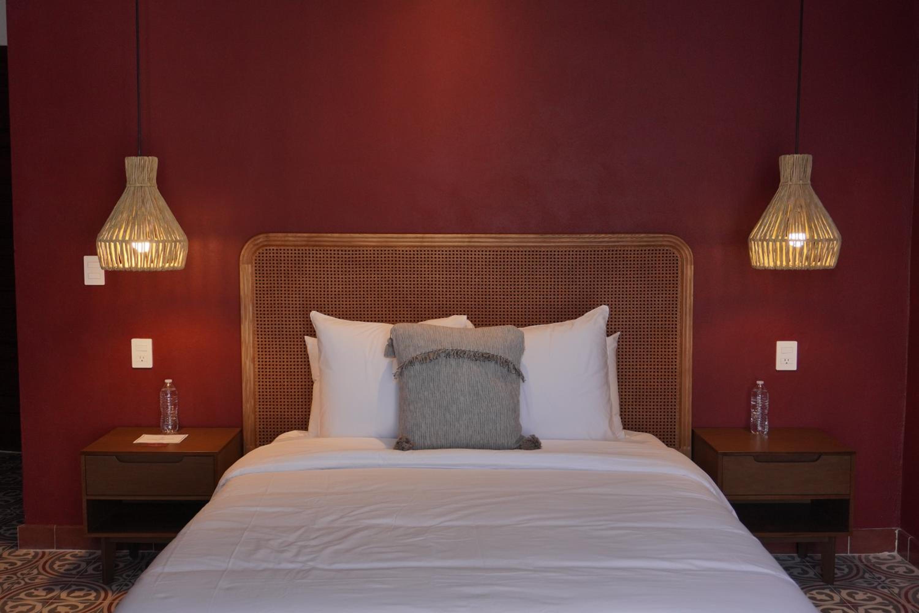 Deluxe Suite photo 2