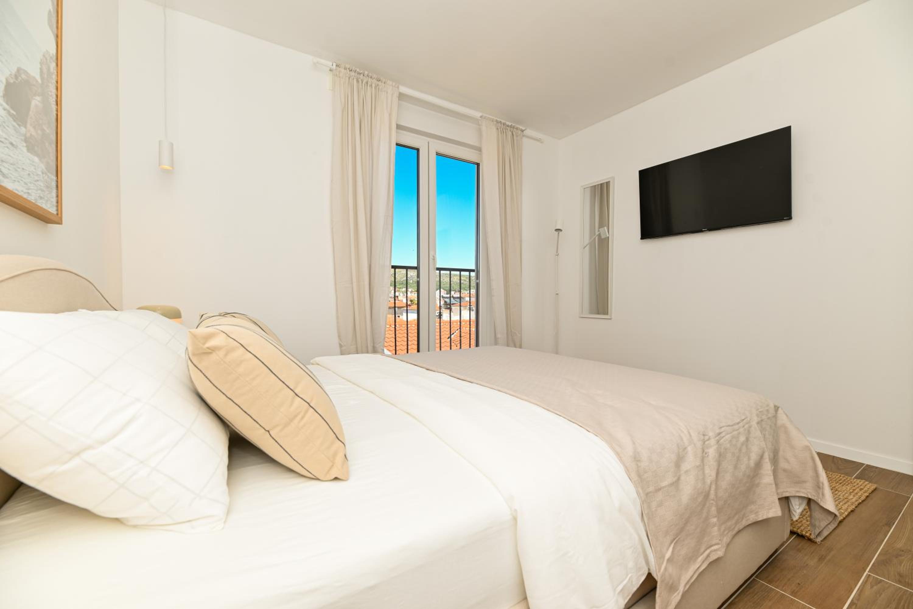 Two-Bedroom Apartment with Terrace and Sea View