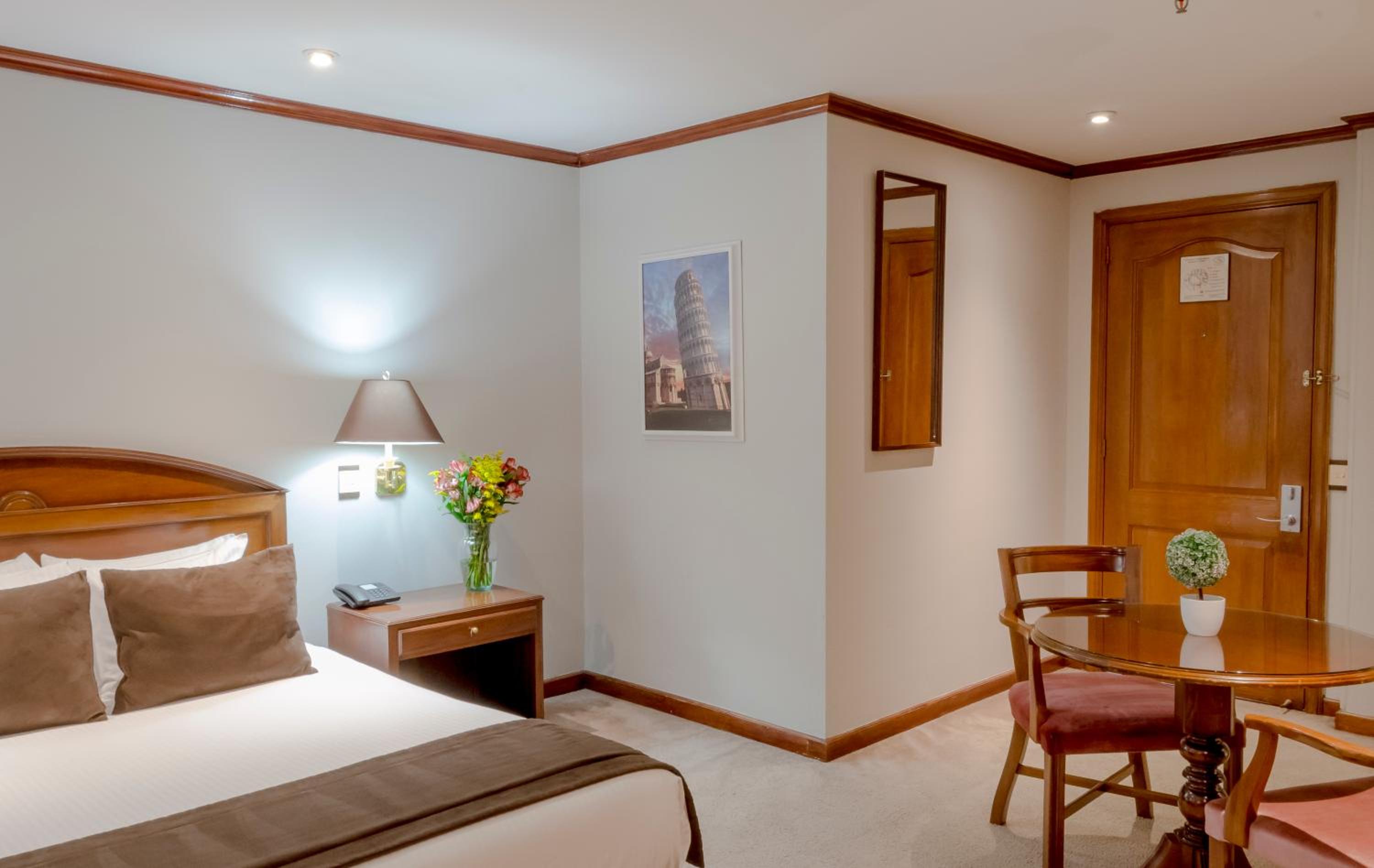 Standard Double Room - Photo 3