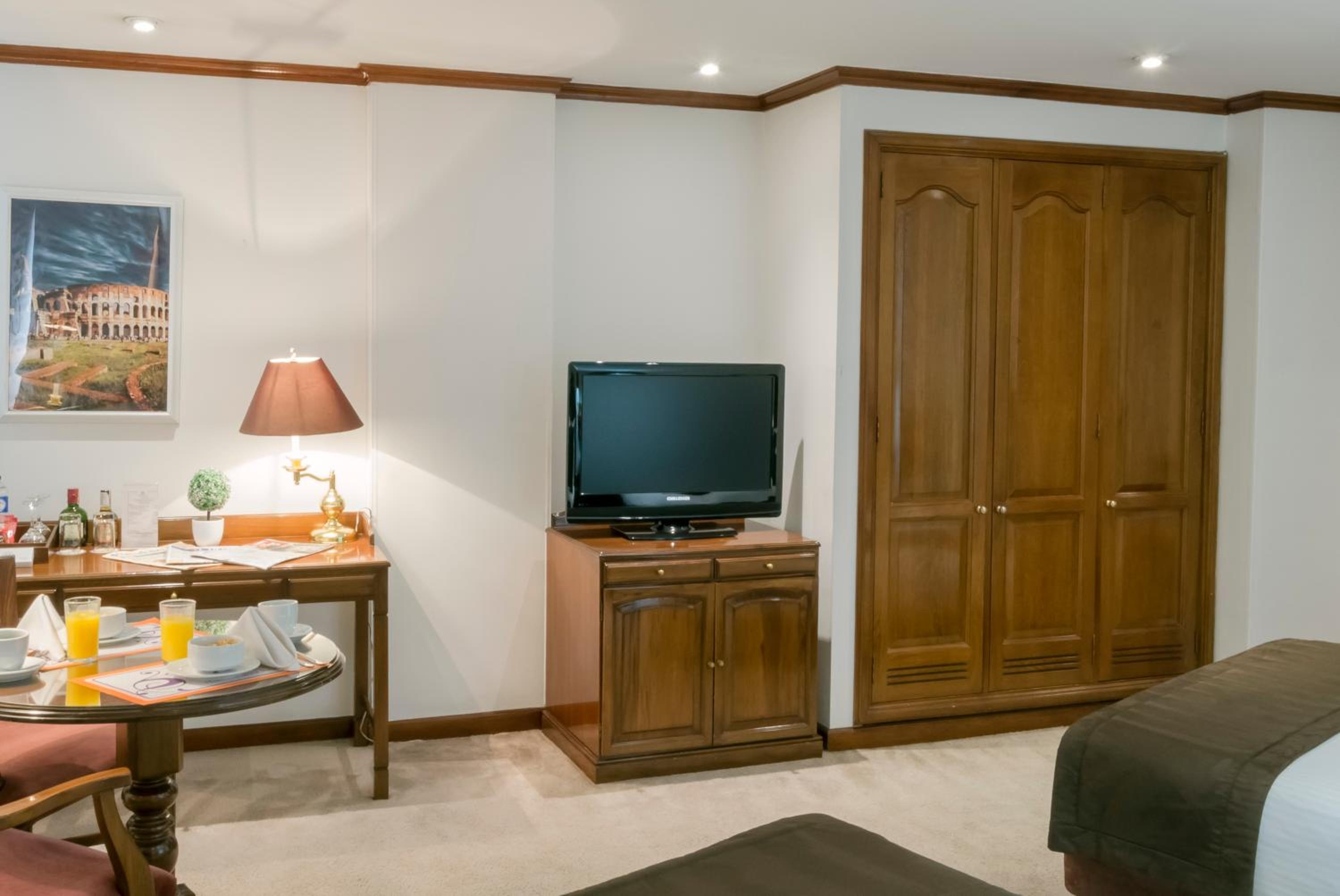 Twin Room - Photo 3