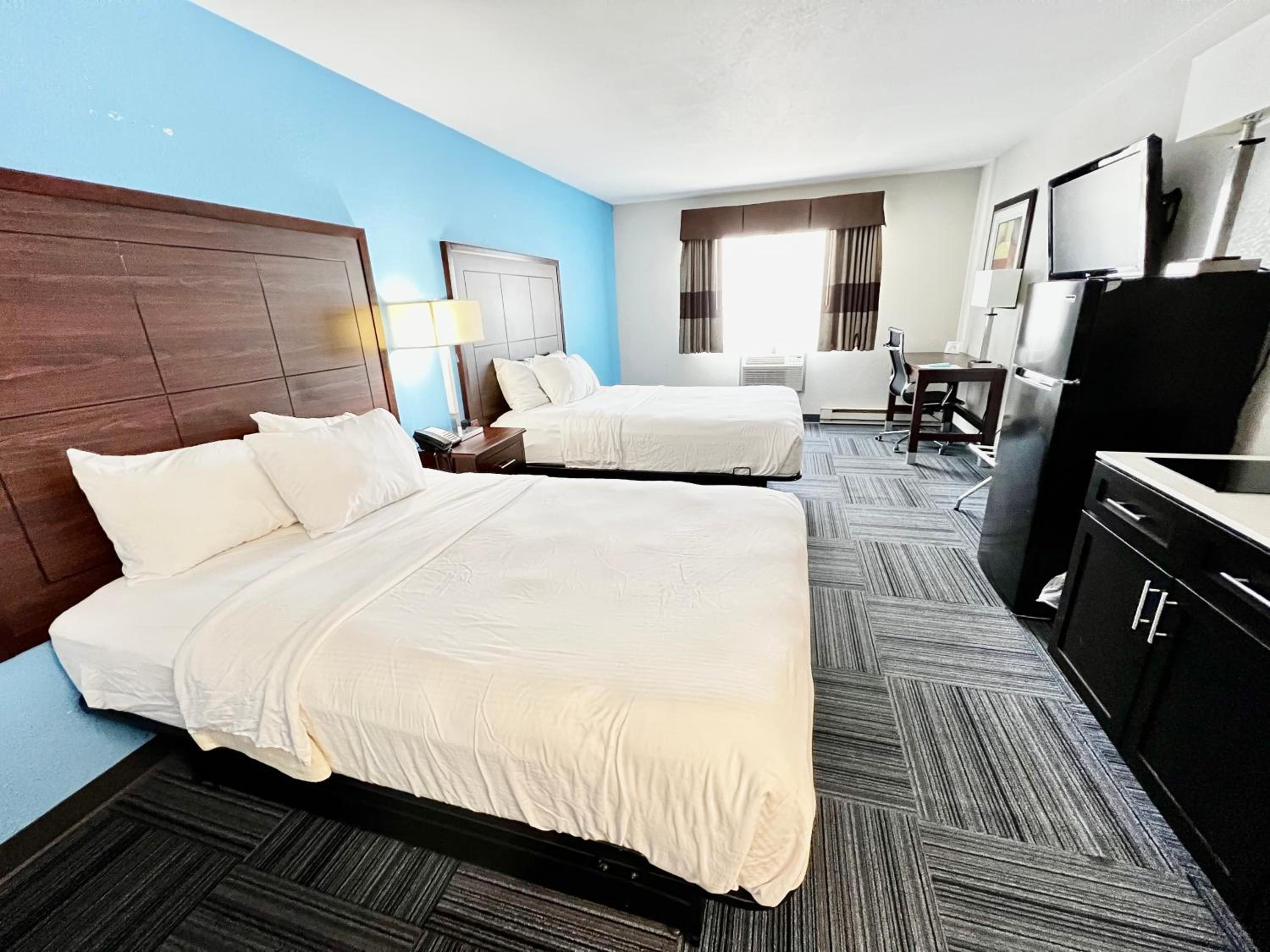 Deluxe Double Room with Two Double Beds - Non-Smoking - Photo 3