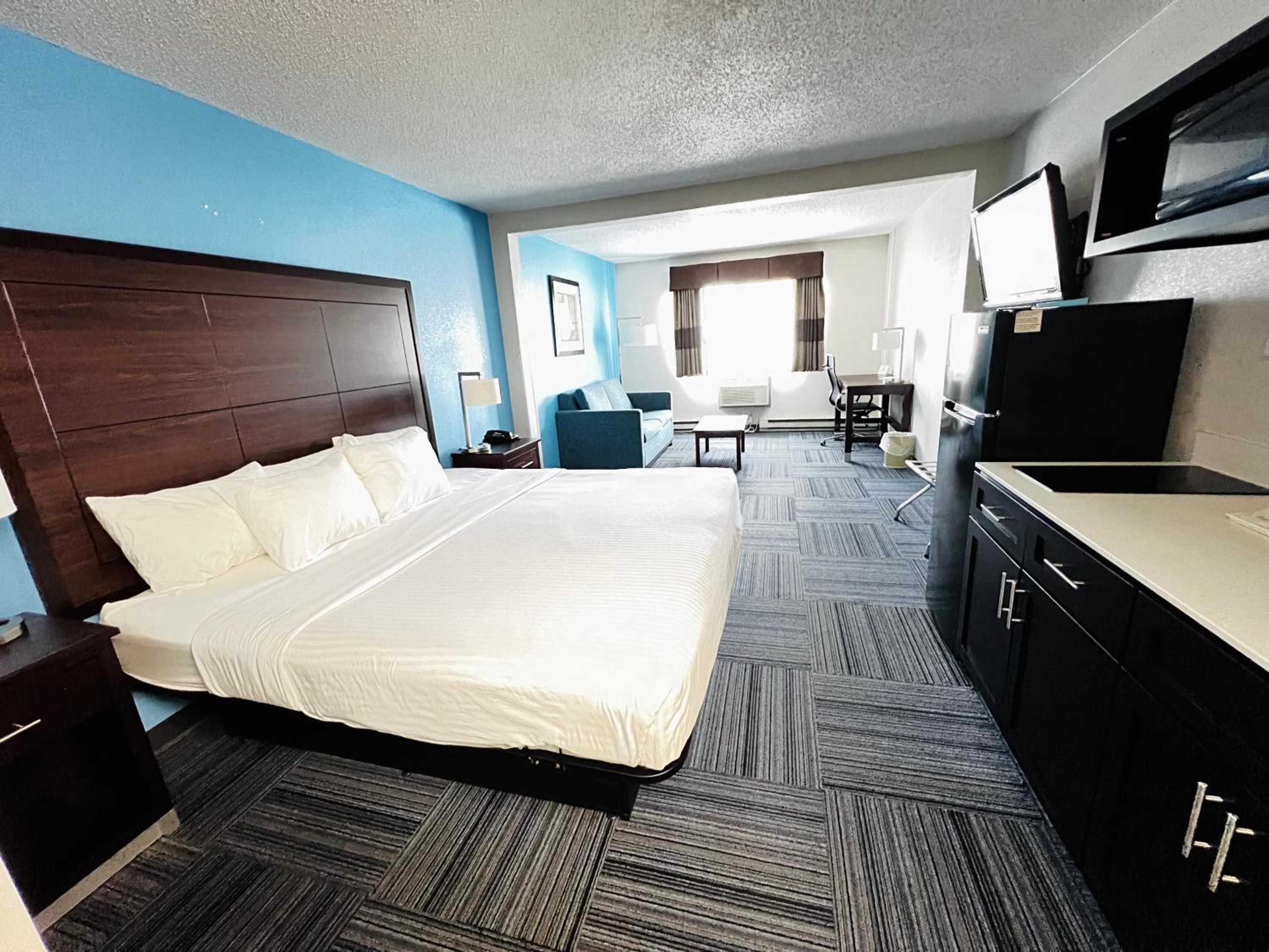 King Studio Suite - Non-Smoking - Photo 4