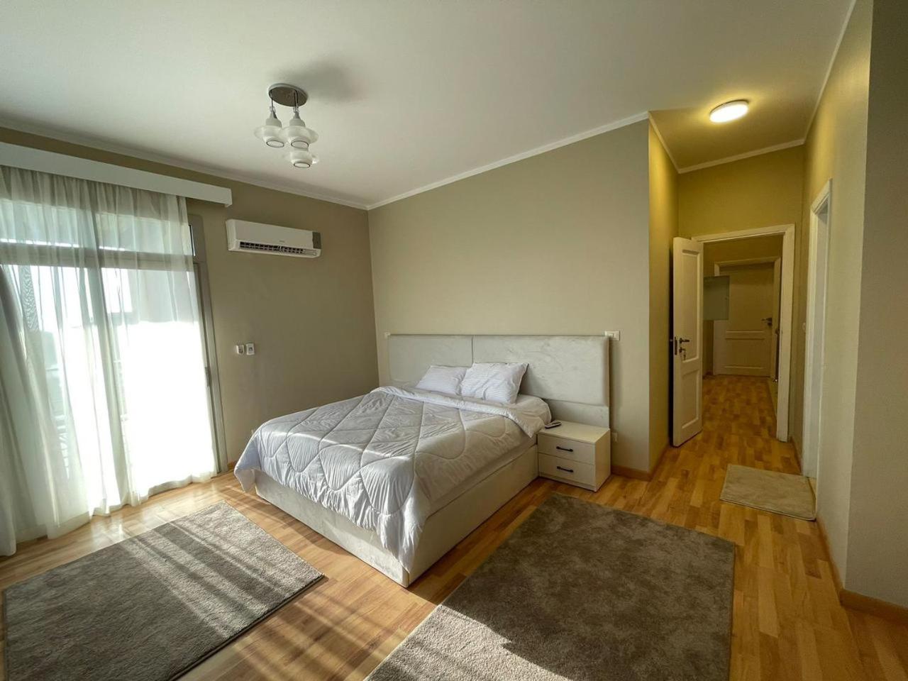 Villa photo 3