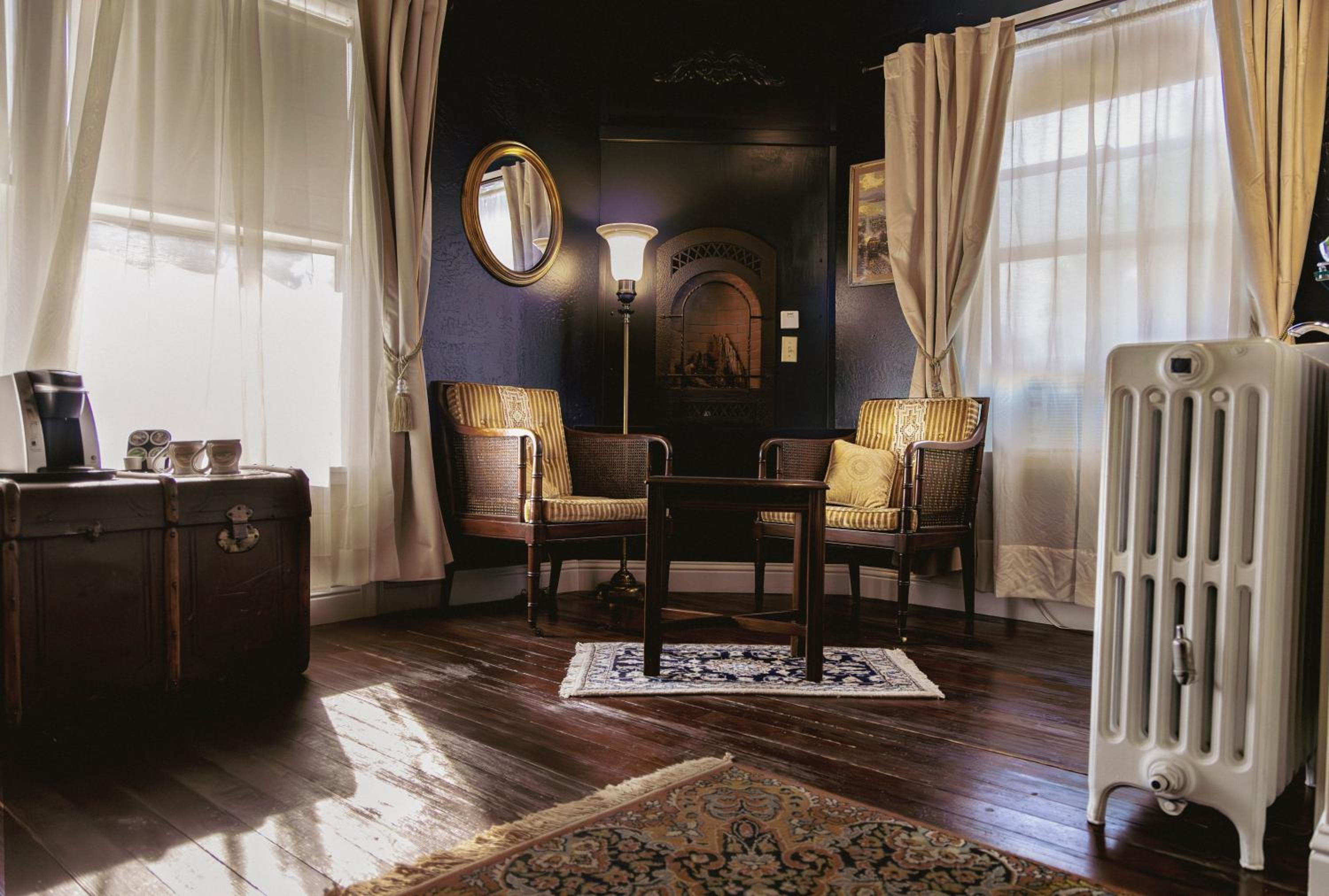 Standard Queen Room photo 1