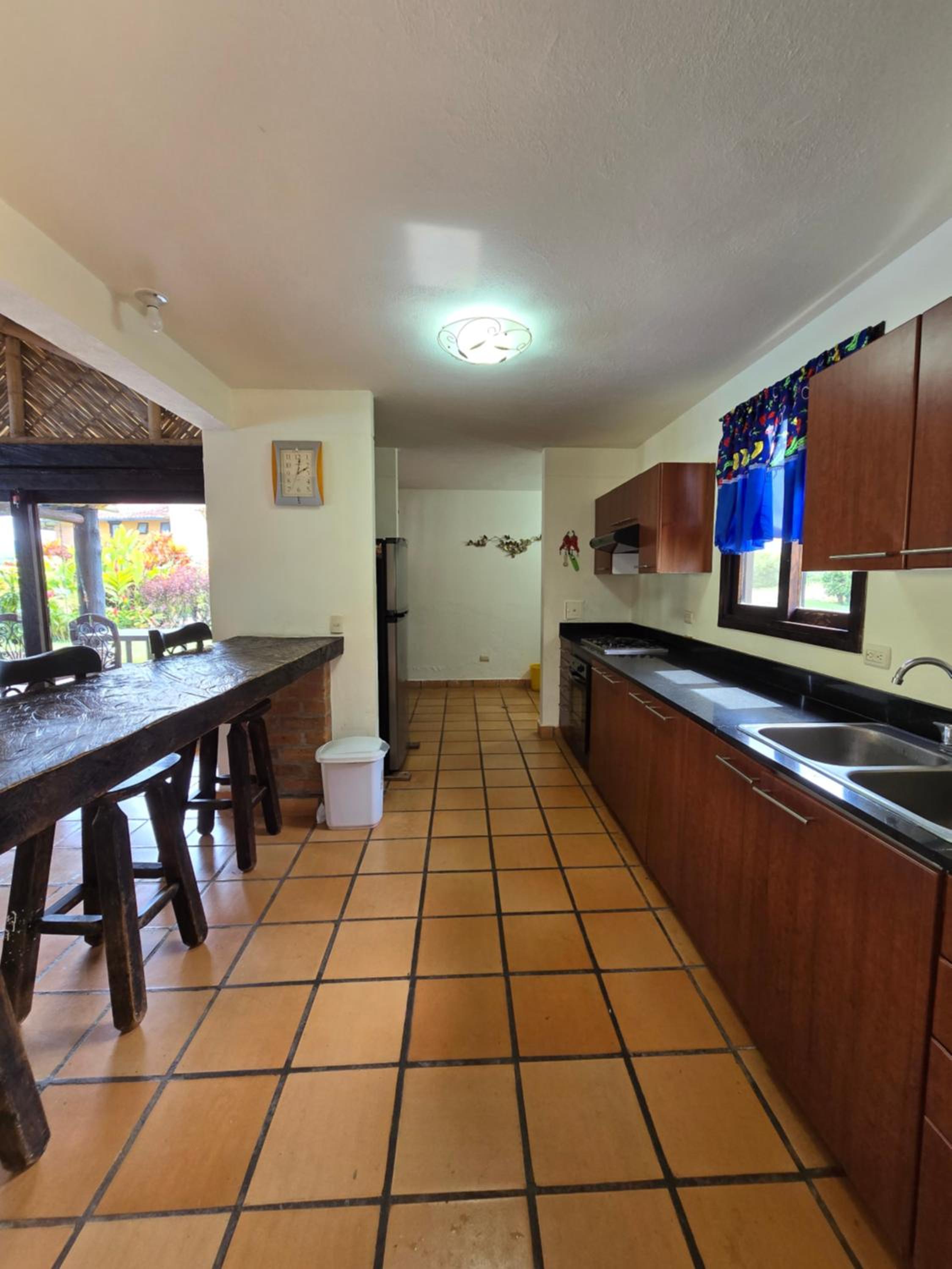 Three-Bedroom House photo 3