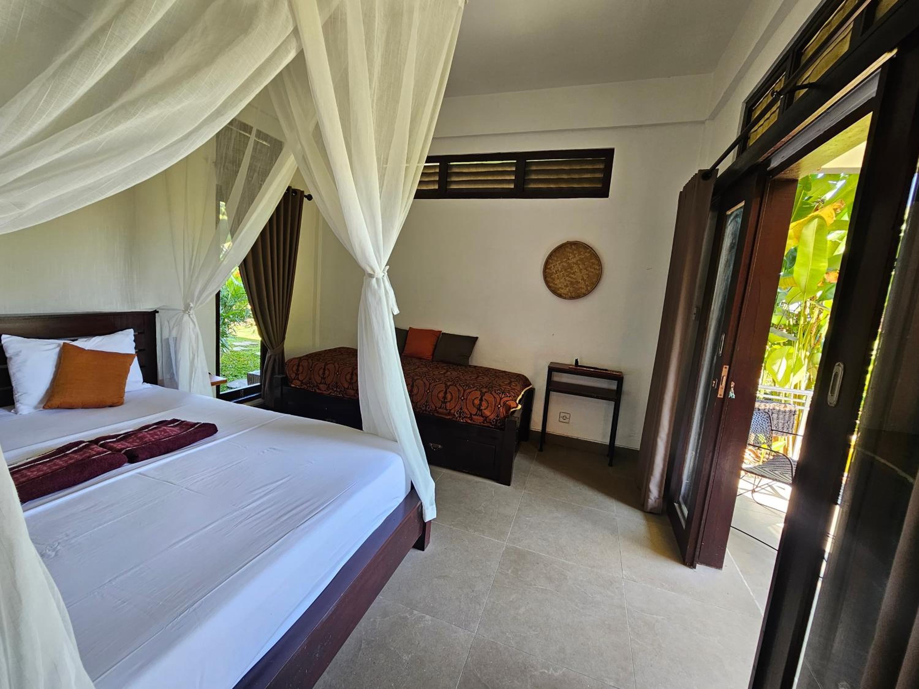 Triple Room - Photo 24