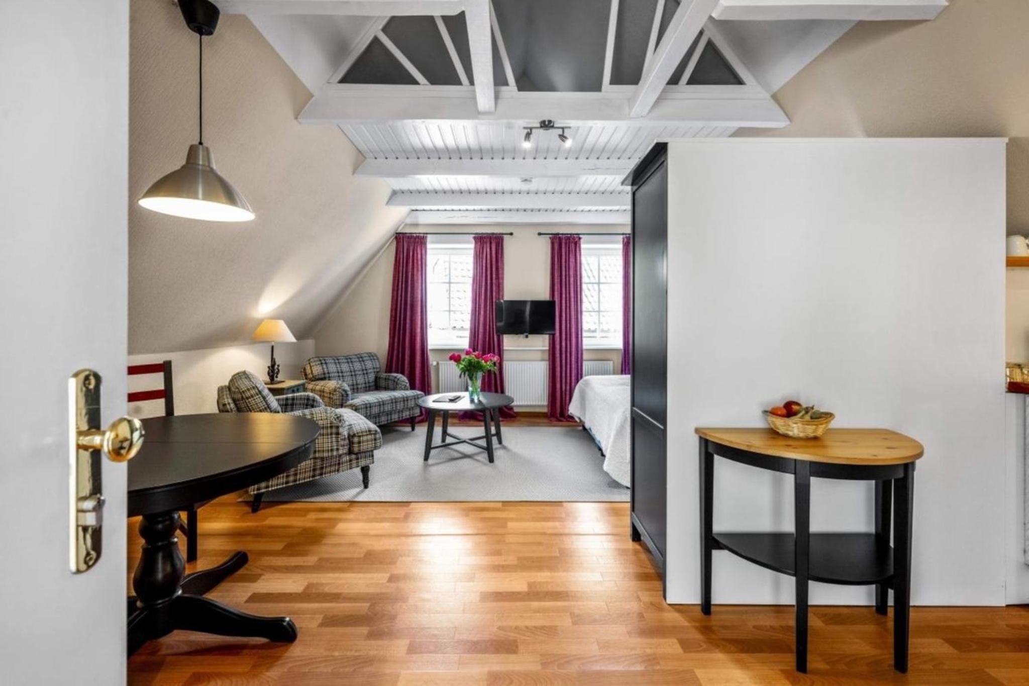 Apartment photo 1