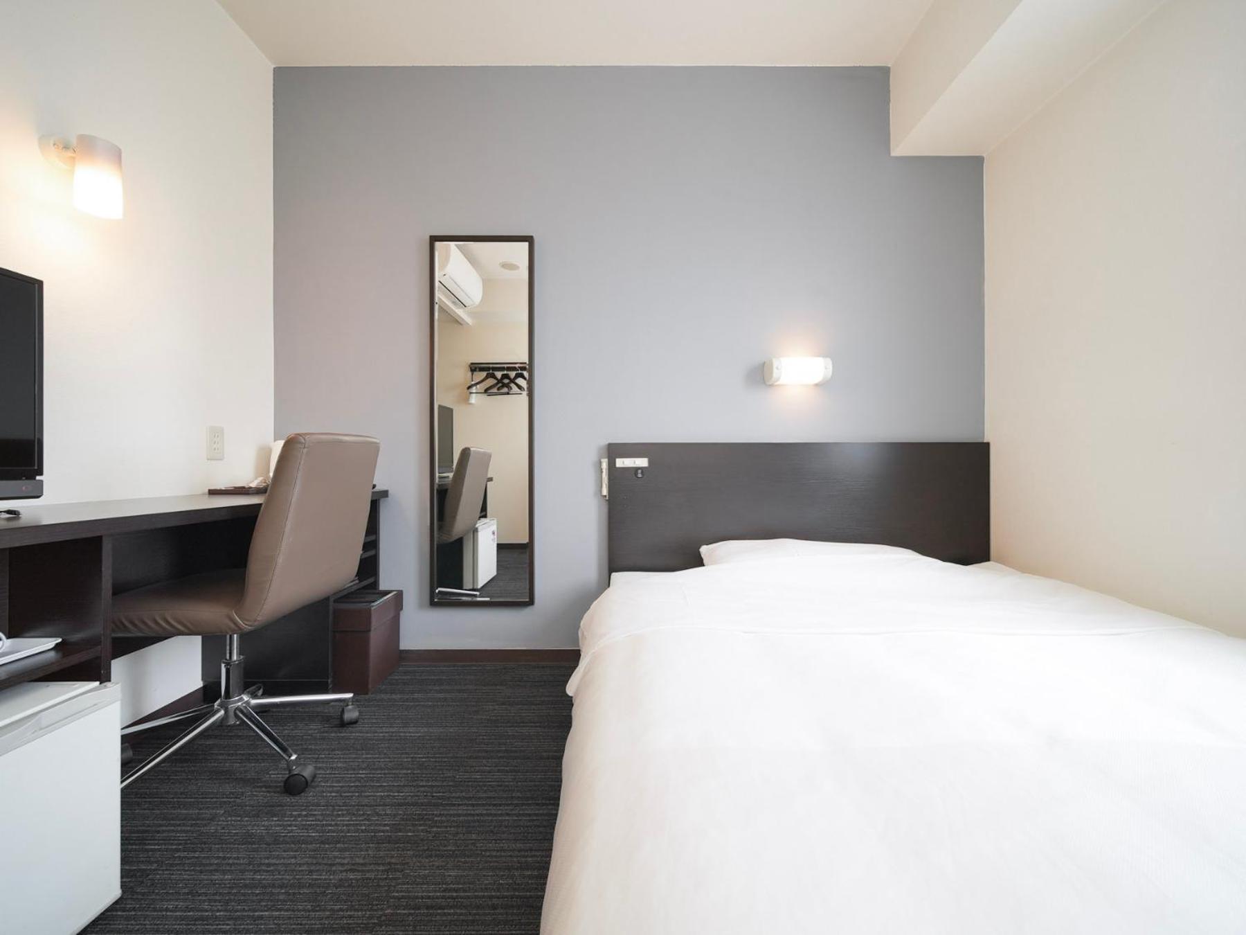 Standard Double Room - Non-Smoking - Photo 3