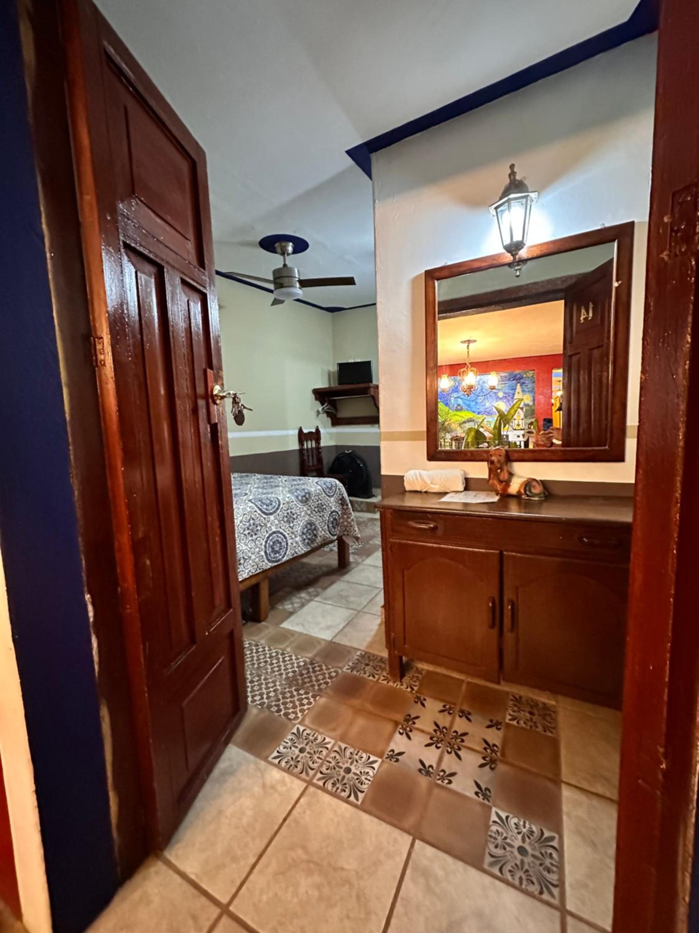 Triple Room with Balcony - Photo 4