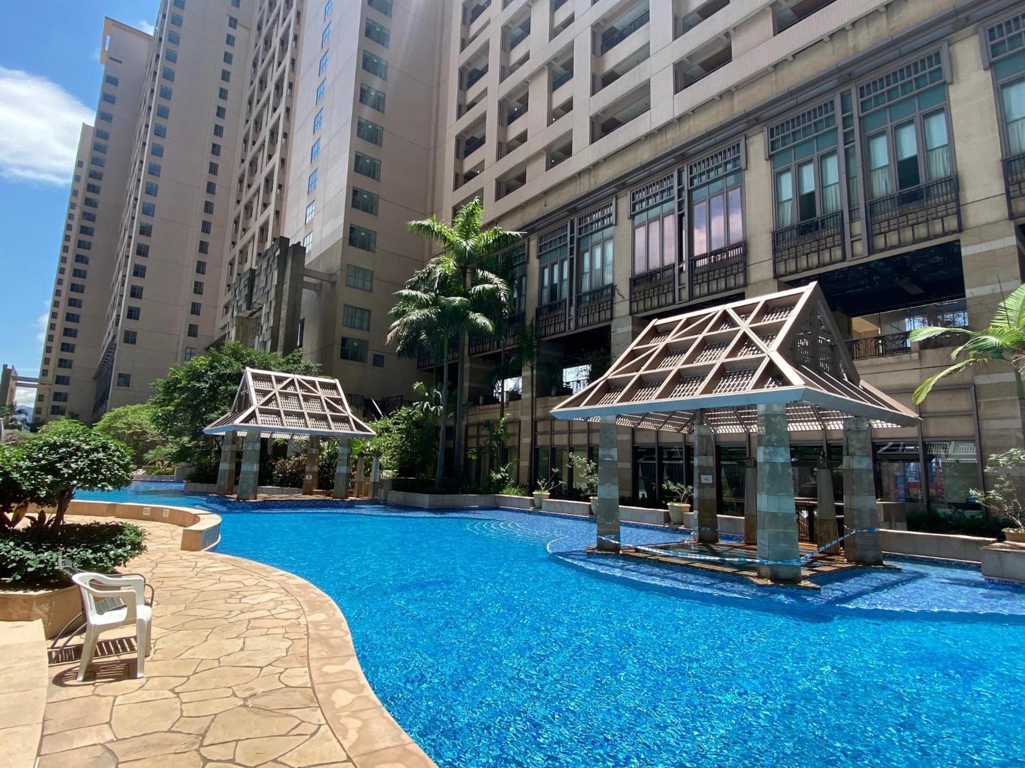 Summer Package - Free Upgrade to Business Room  with Free Pool access for 2 per room per night photo 3