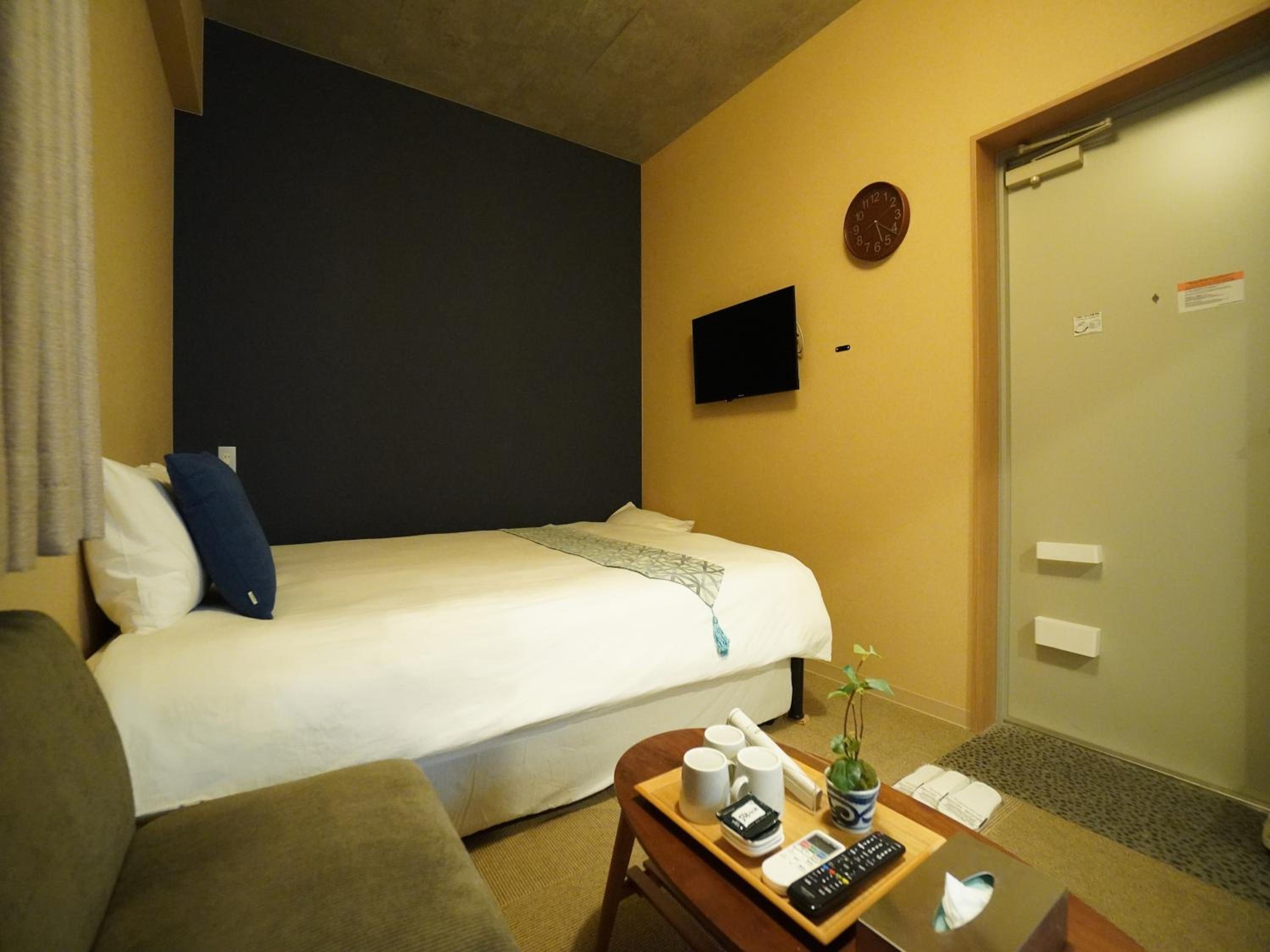 Standard Queen Room - Photo 1