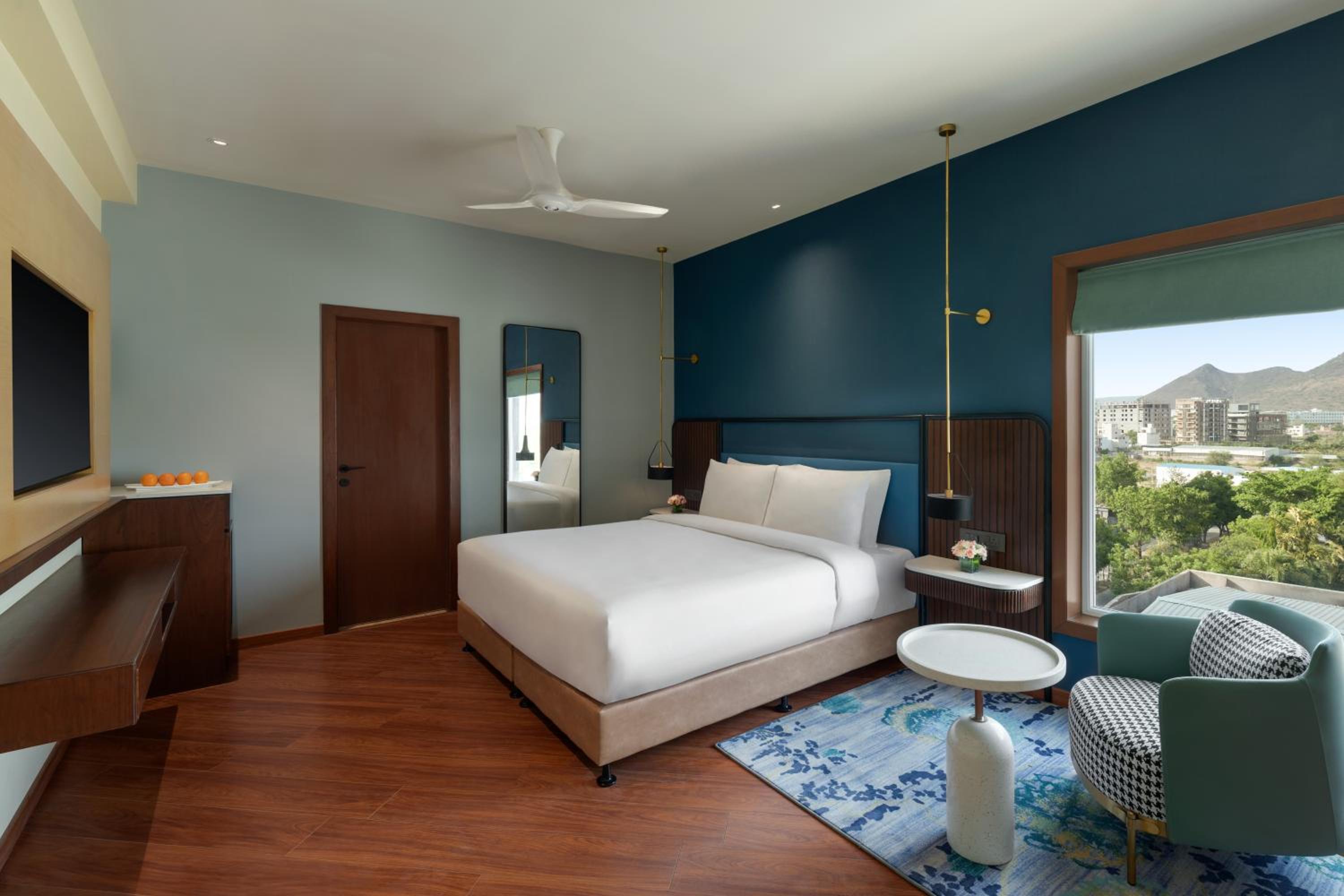 Superior King Room - Photo 4