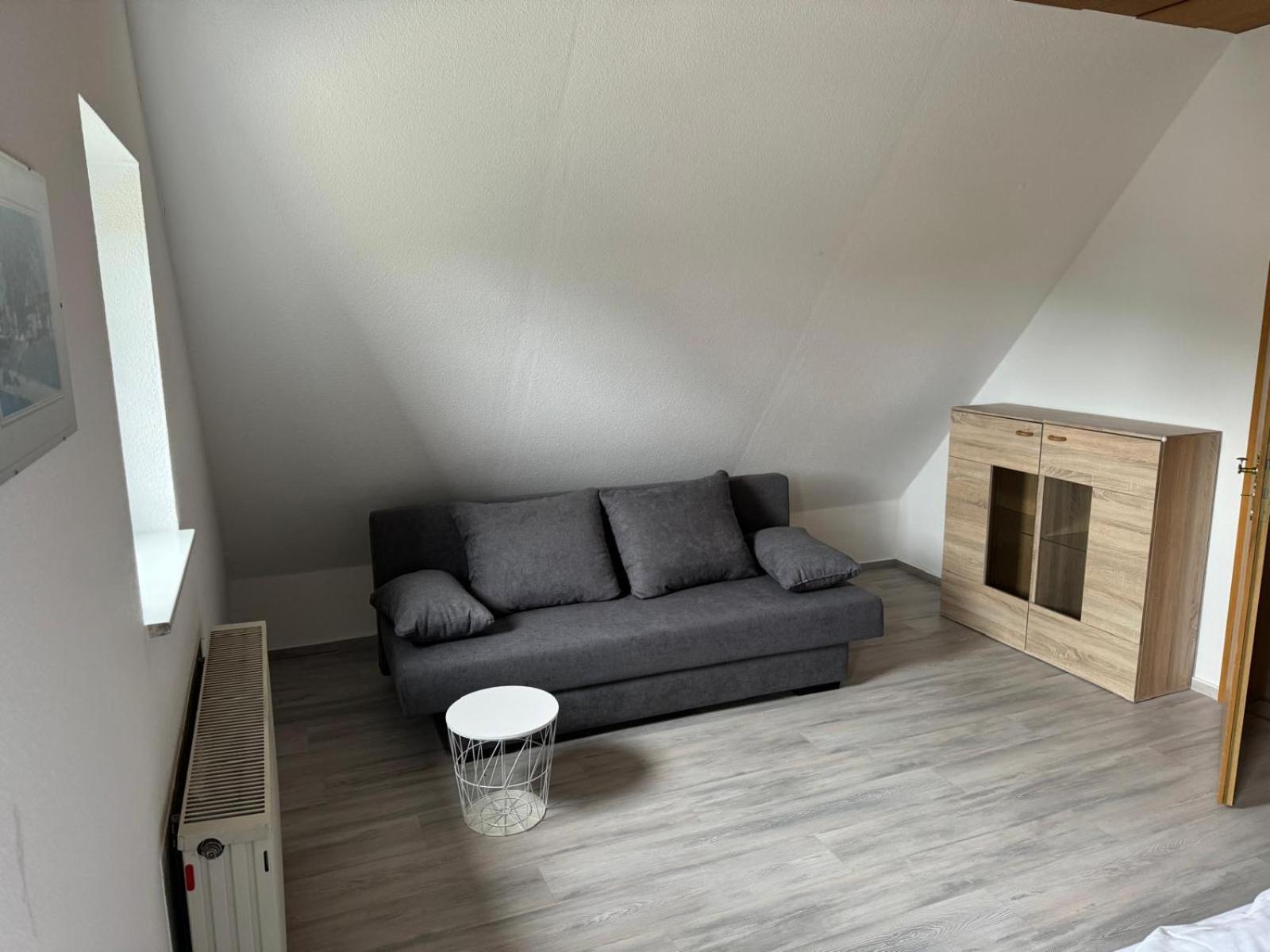 One-Bedroom Apartment with Garden View photo 2
