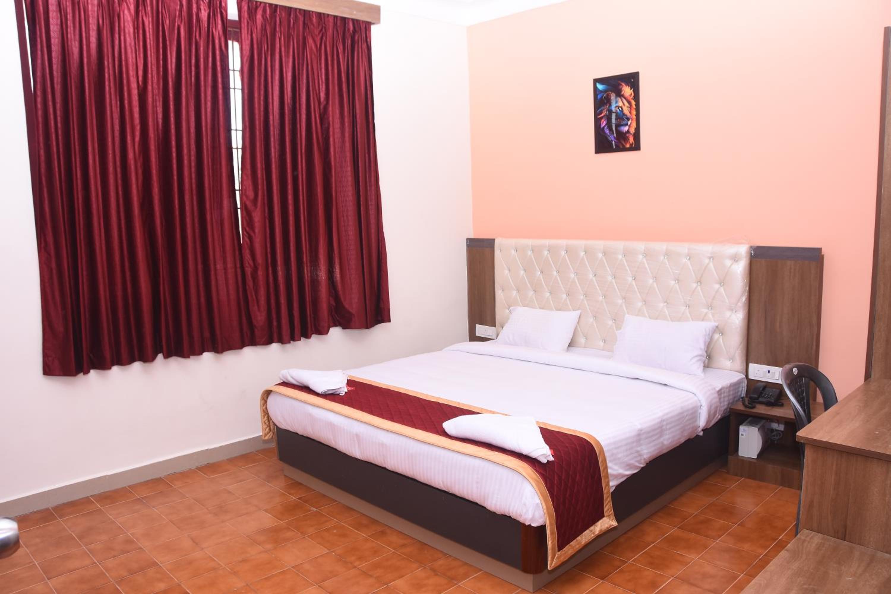 Deluxe King Room