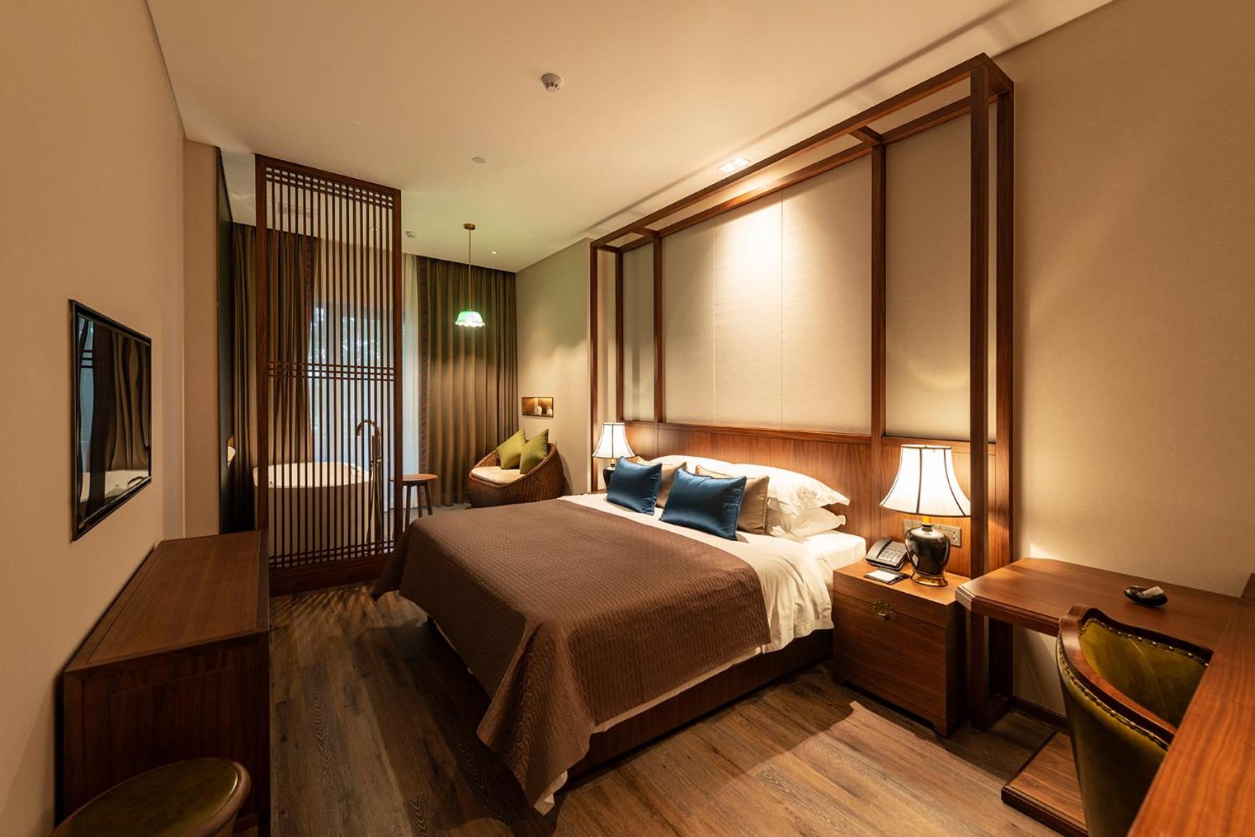 Prefer Queen Room