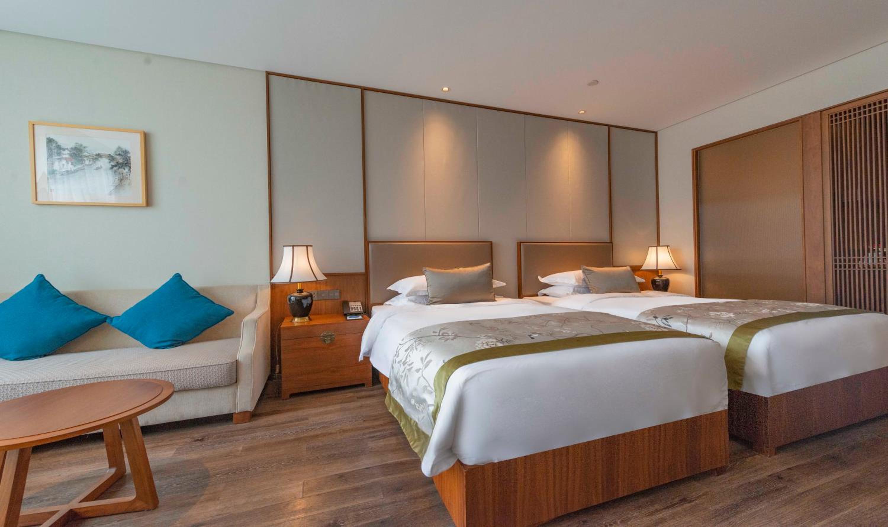 Superior Twin Room photo 2