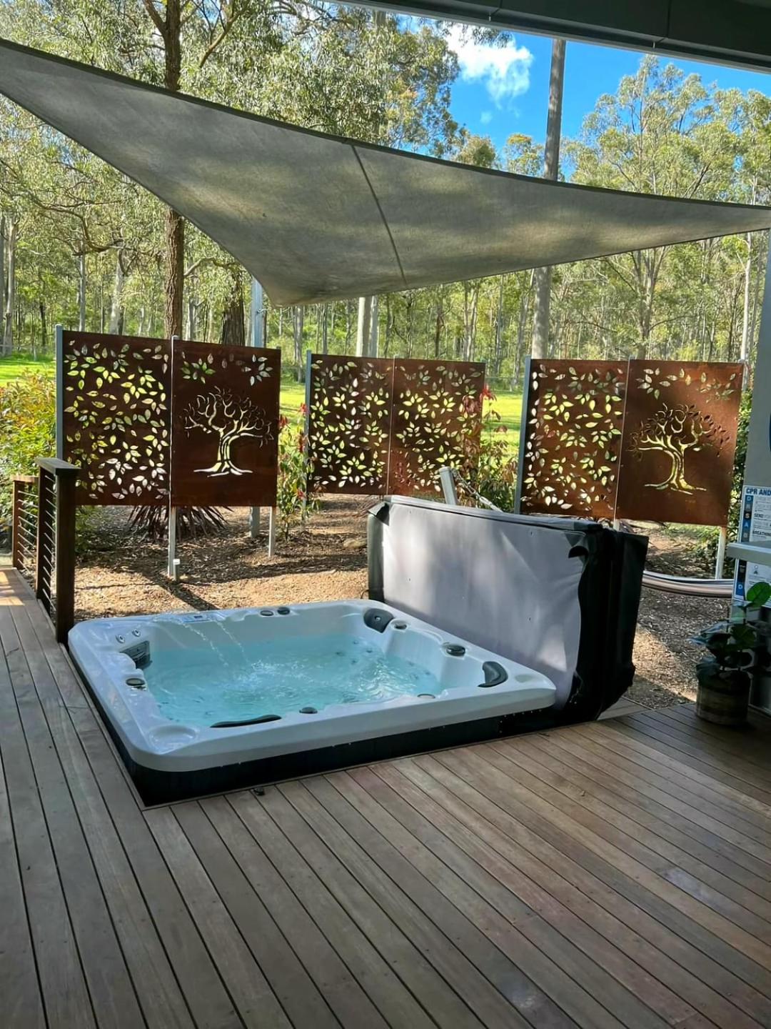 Queen Suite with Spa Bath - Photo 5