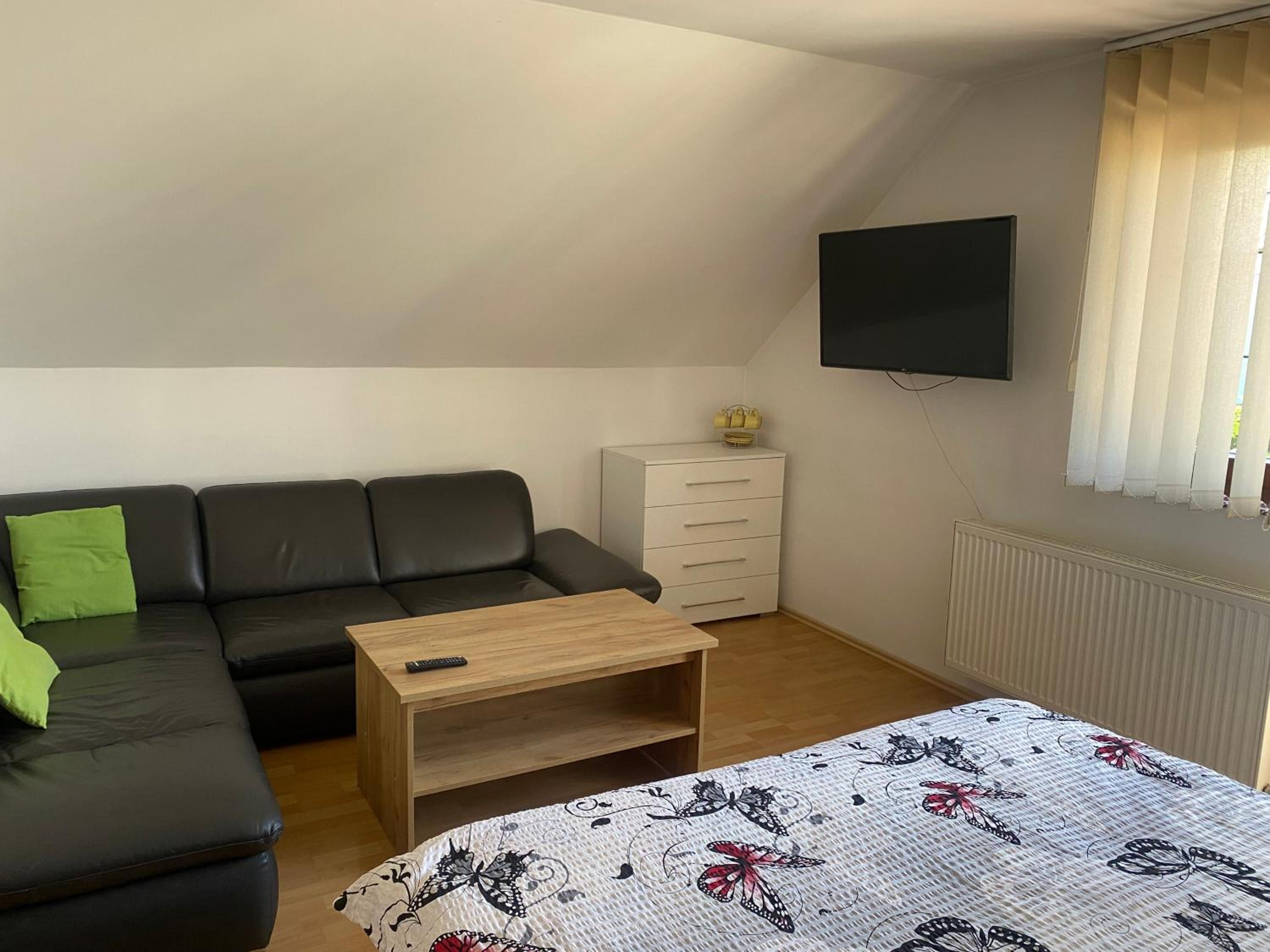 Deluxe Apartment photo 1