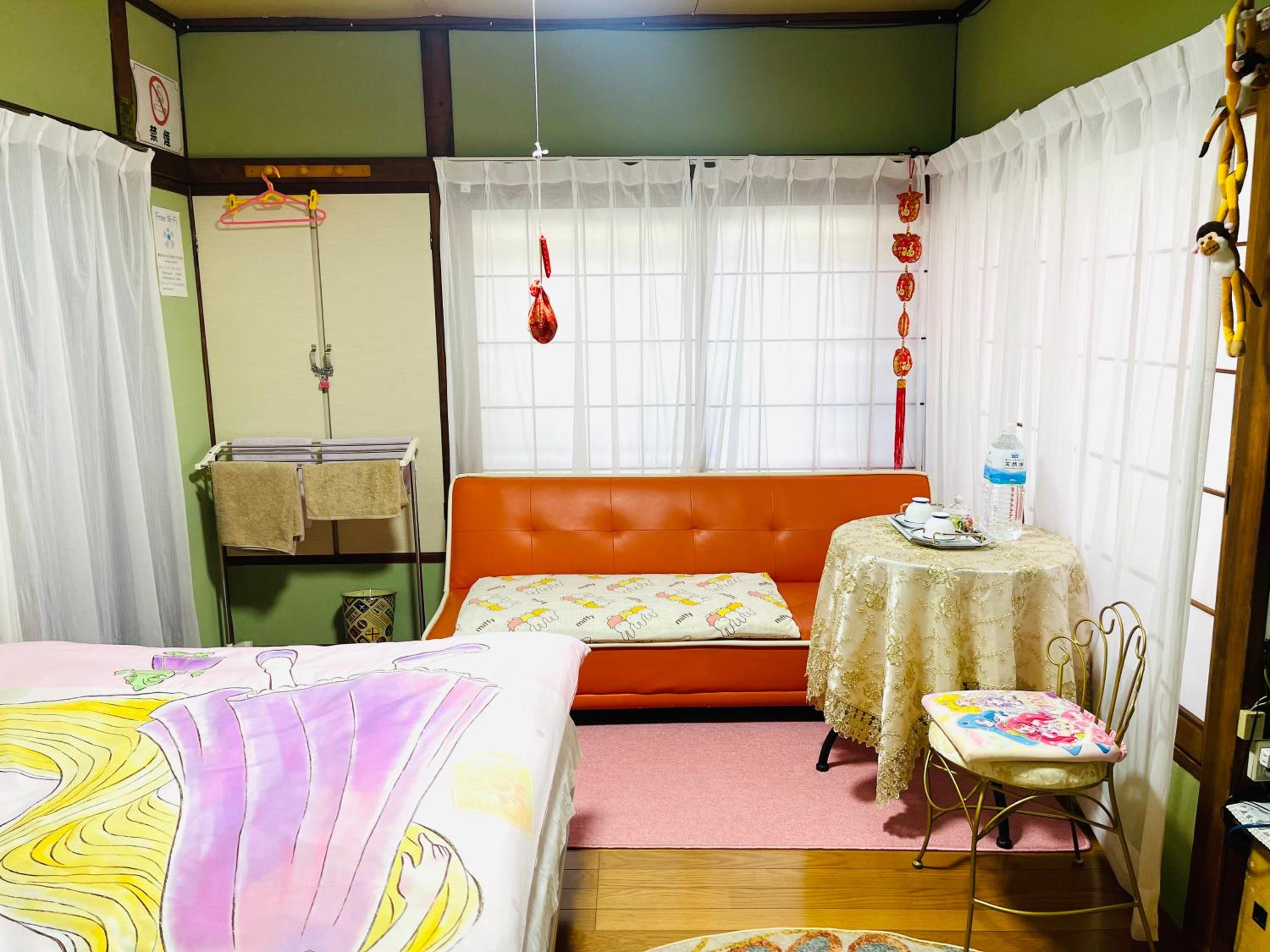 Standard Double Room - Photo 8