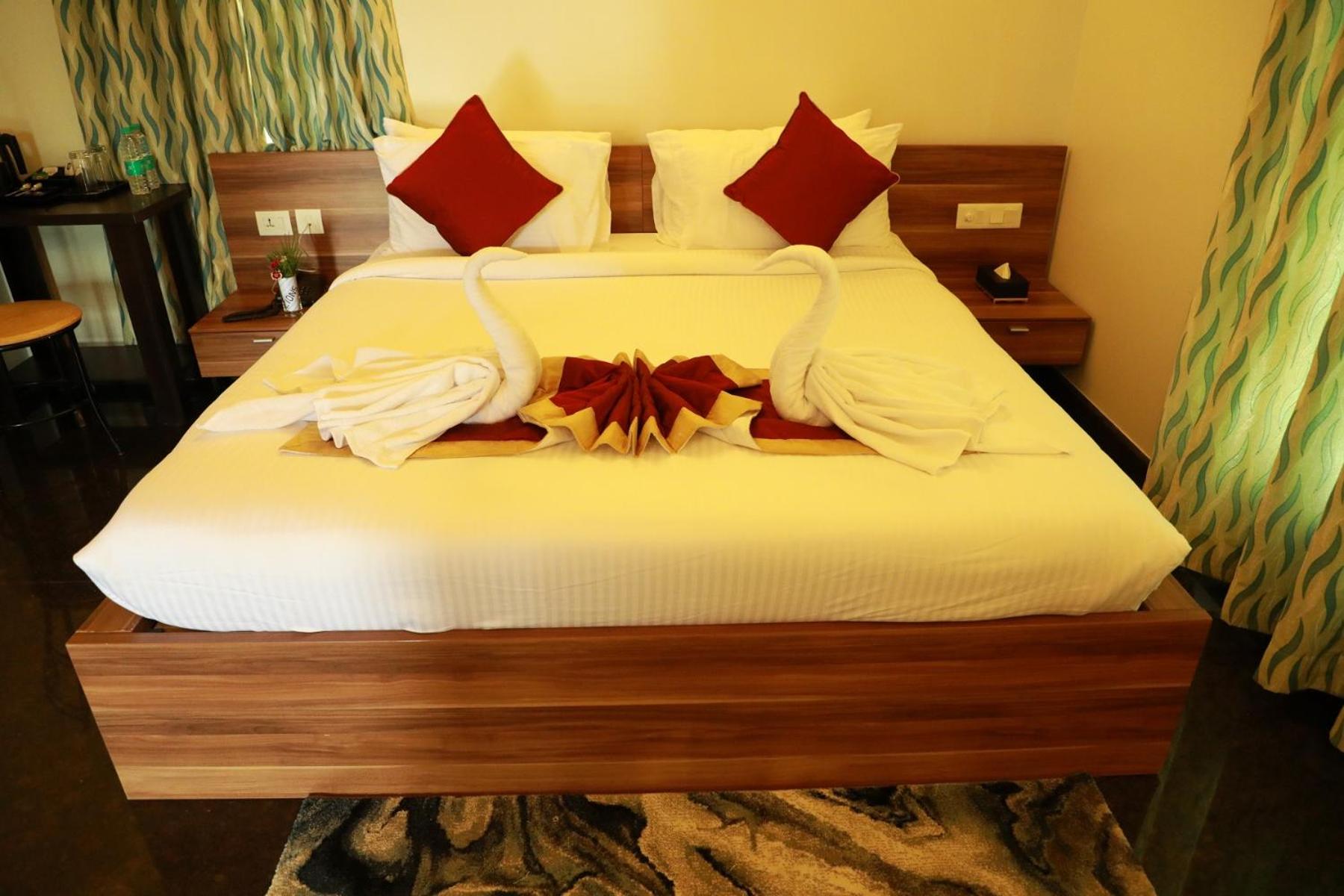 Deluxe King Room