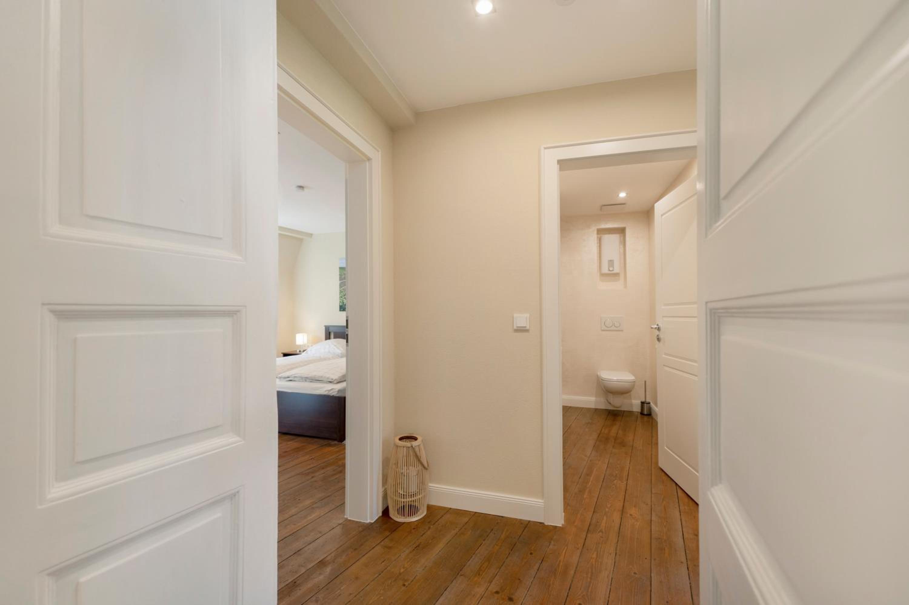 Two-Bedroom Deluxe Apartment with Garden View photo 3