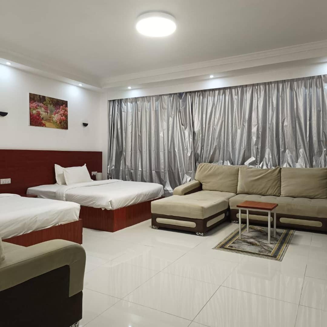 Family Suite - Photo 1