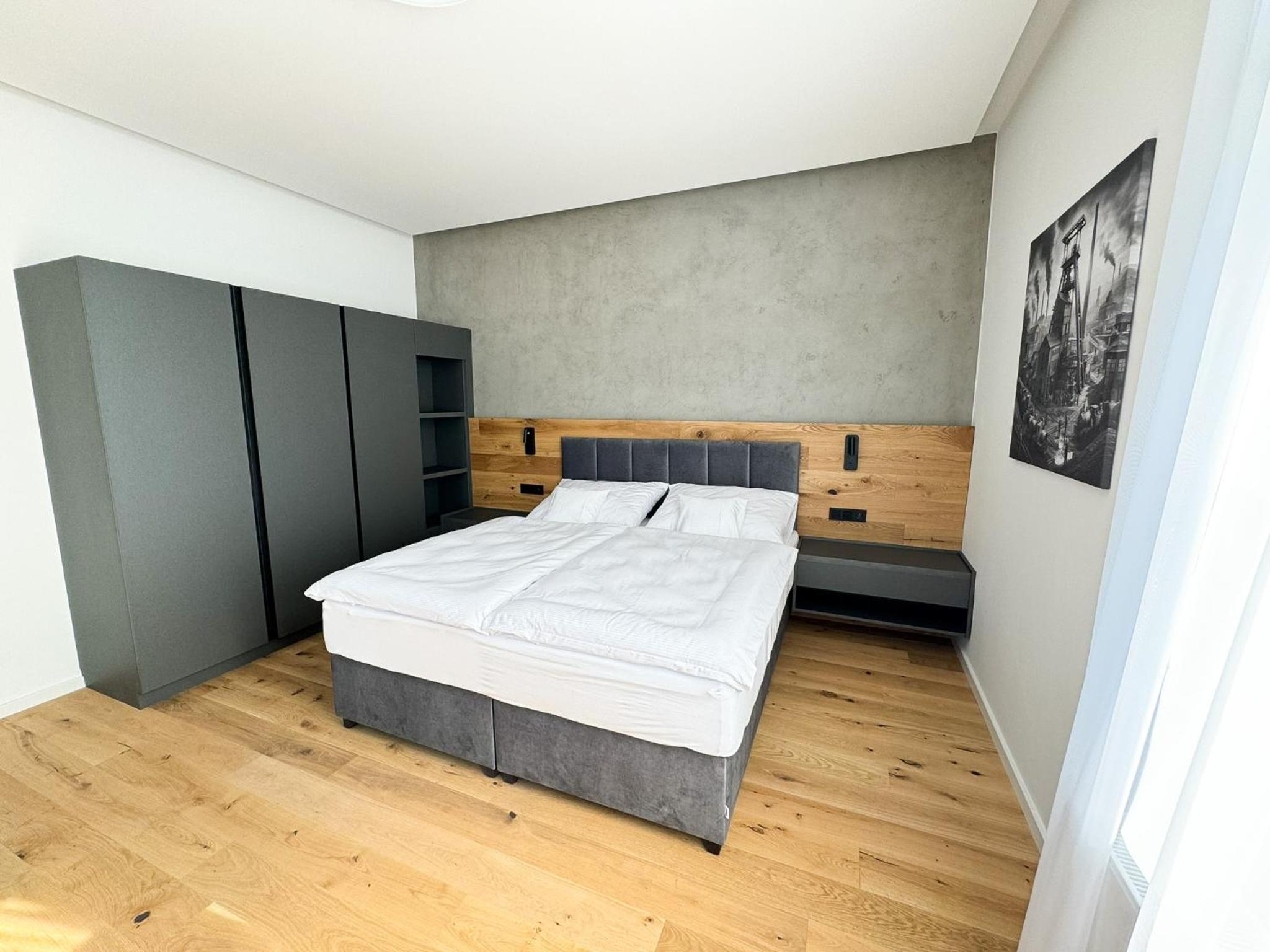 Deluxe Double Room in Building B - Photo 8