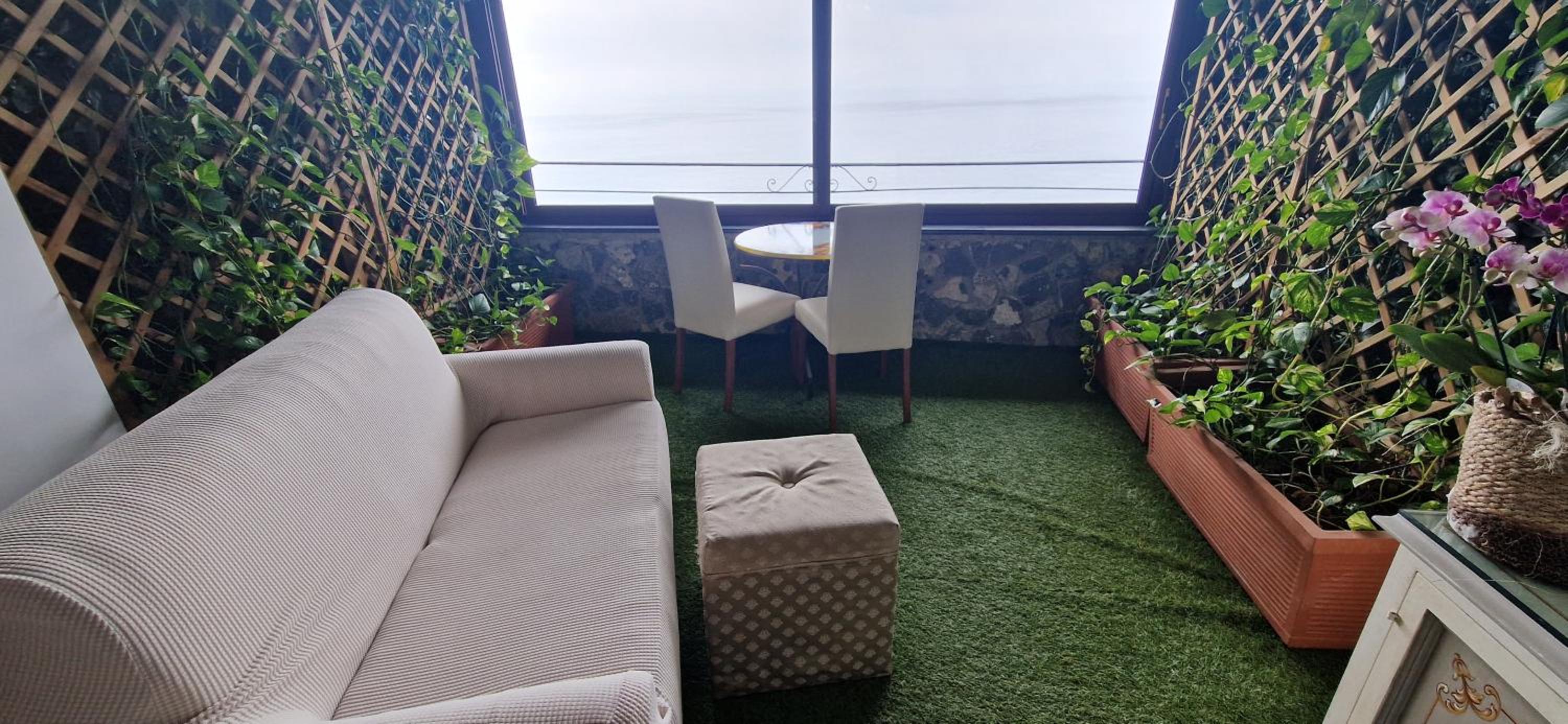 Junior Suite with Sea View - Photo 2