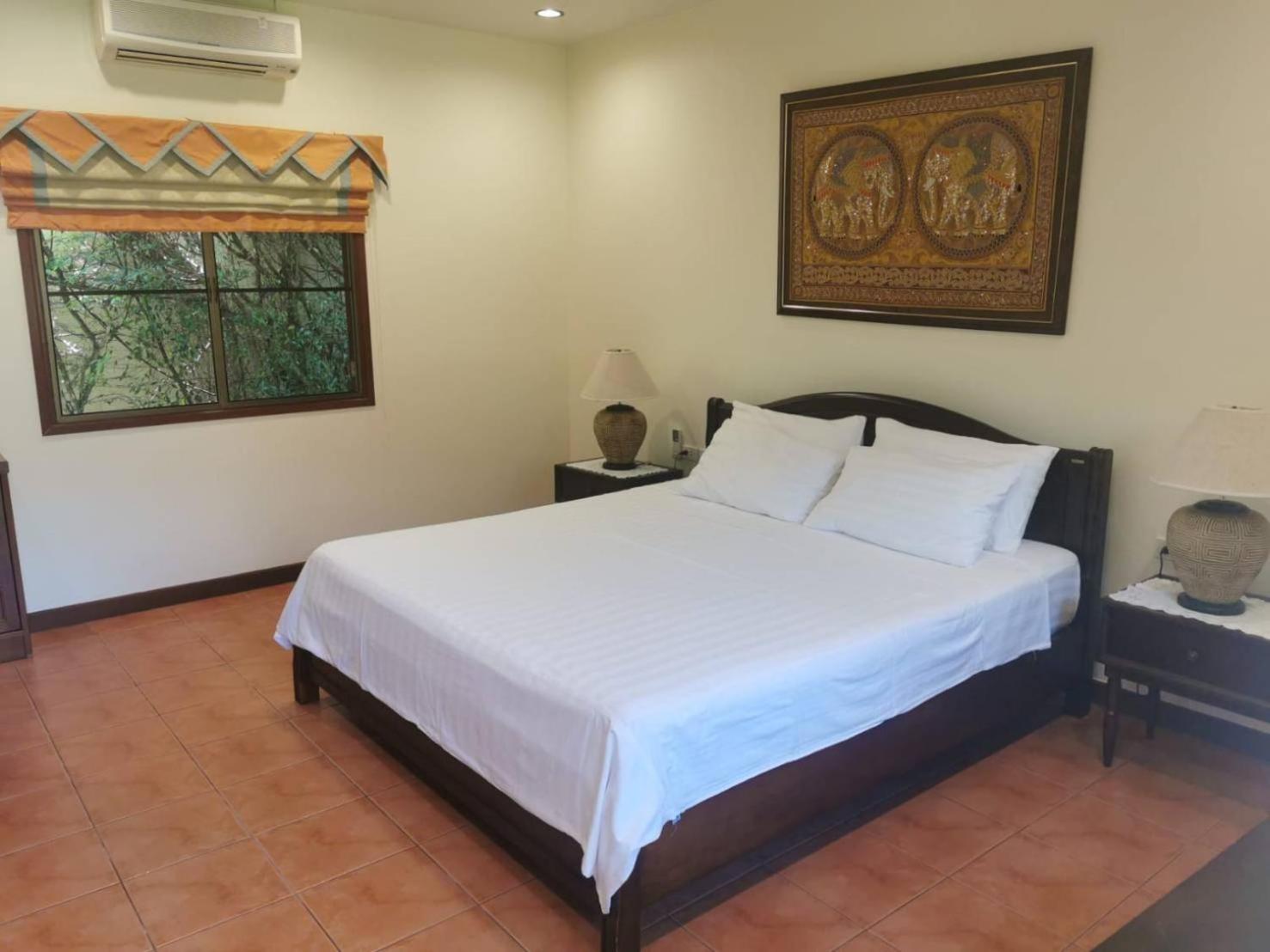 Three-Bedroom Villa photo 1