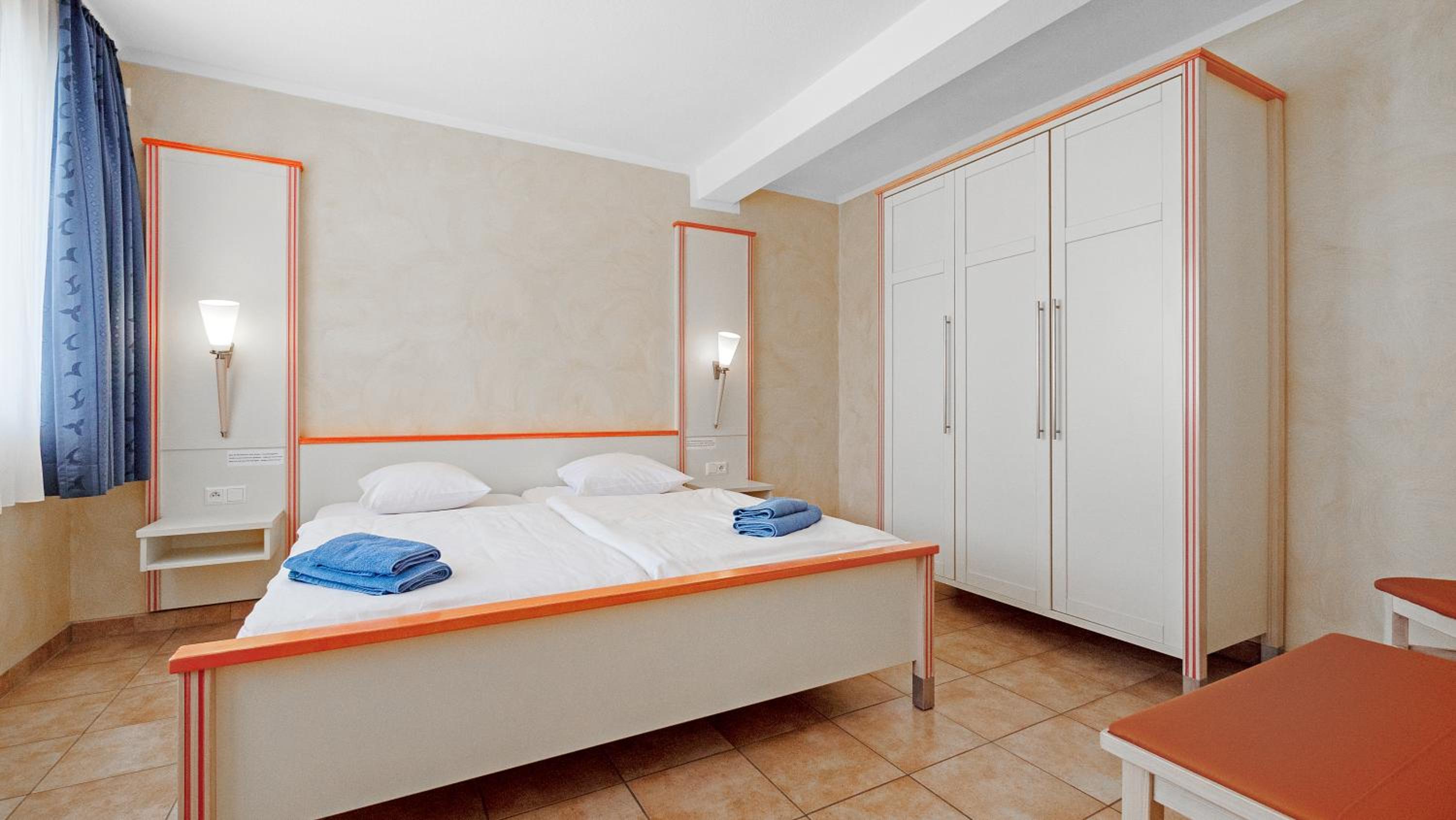 Three-Bedroom Apartment with Terrace (6 Adults)