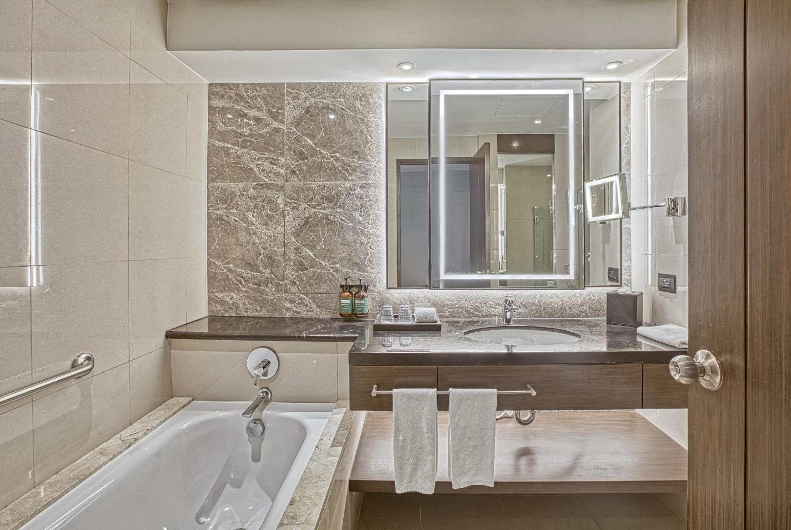 Standard Room - Photo 4