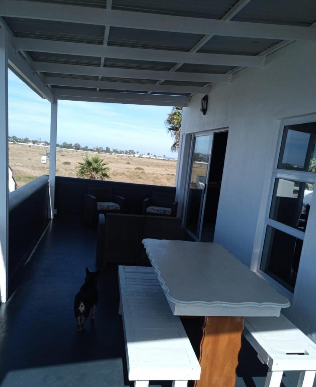Apartment With Balcony photo 2