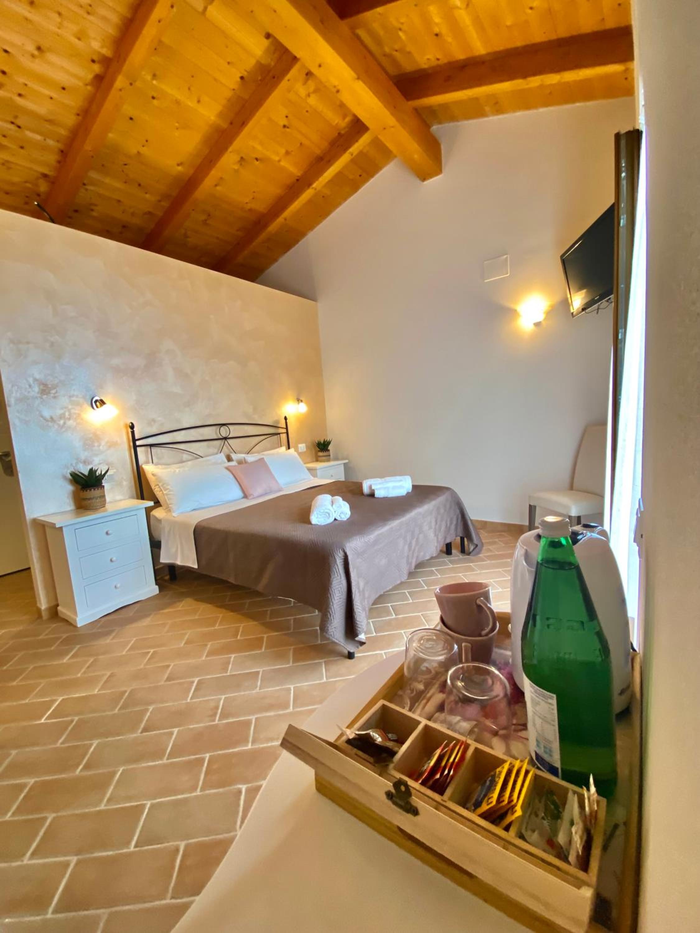 Double Room with Extra Bed photo 1