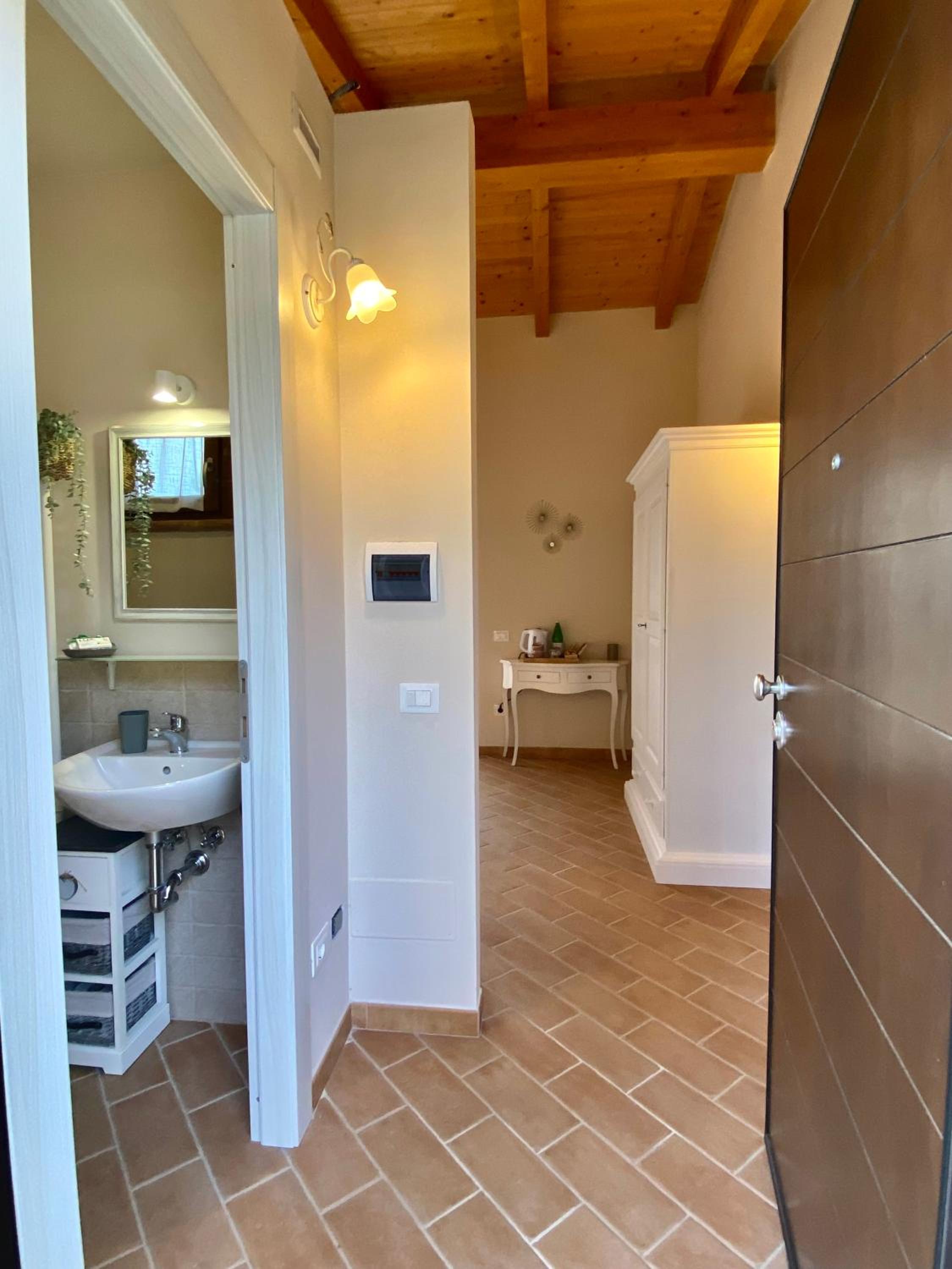 Double Room with Extra Bed photo 3
