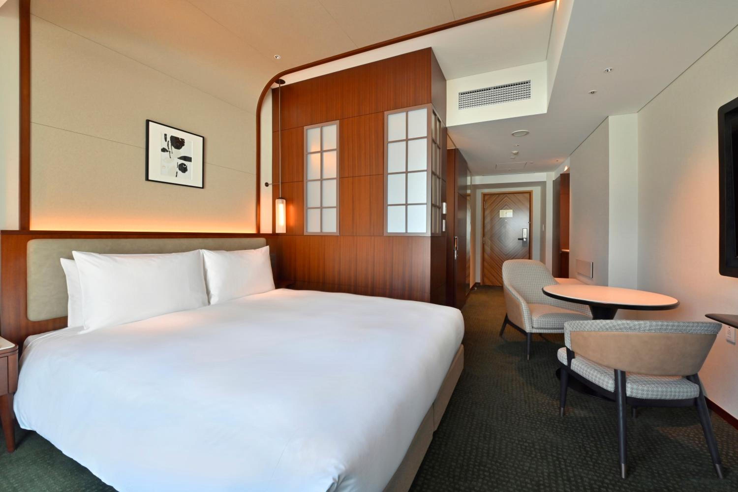 Moderate King Room - Non-Smoking - Photo 5