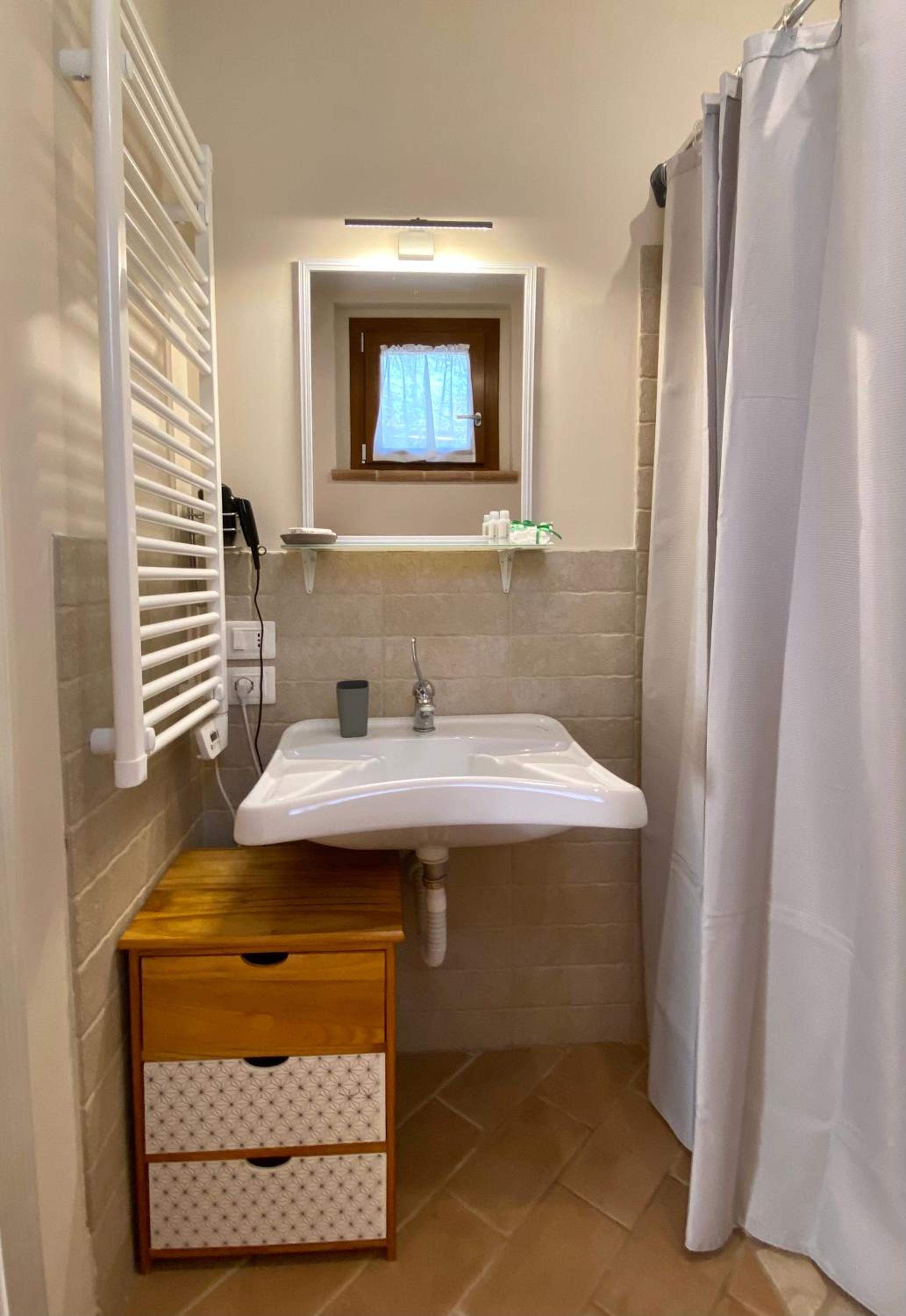 Double Room with Extra Bed photo 3