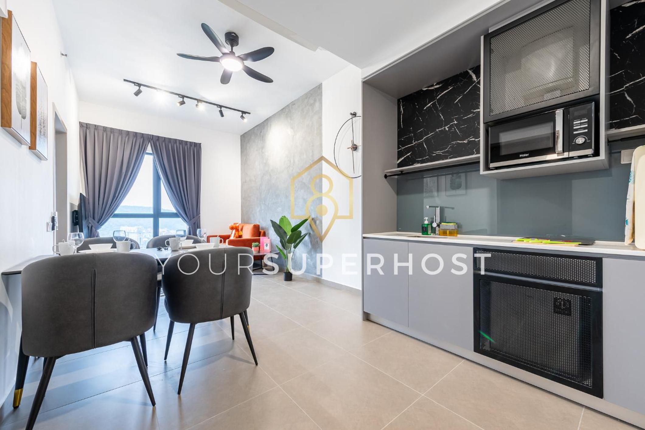 Two-Bedroom Deluxe Apartment - Photo 4