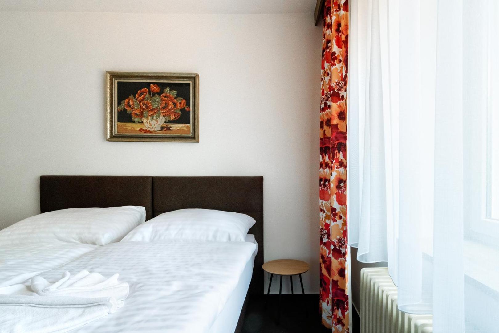 Double Room with Extra Bed photo 1