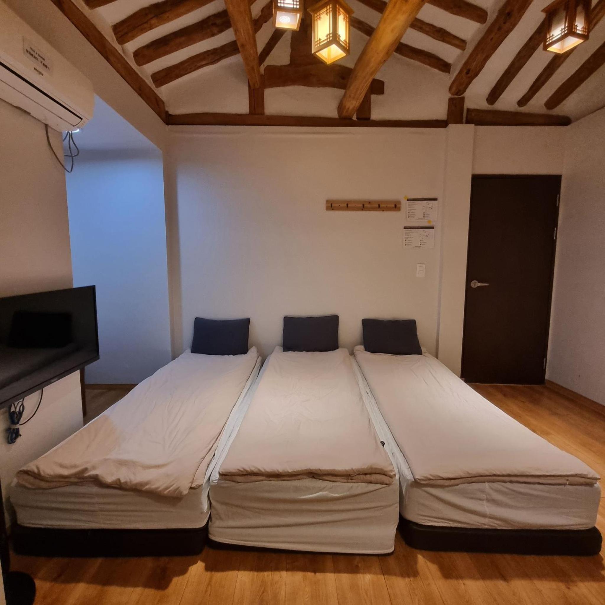Four-Bedroom House - Photo 45