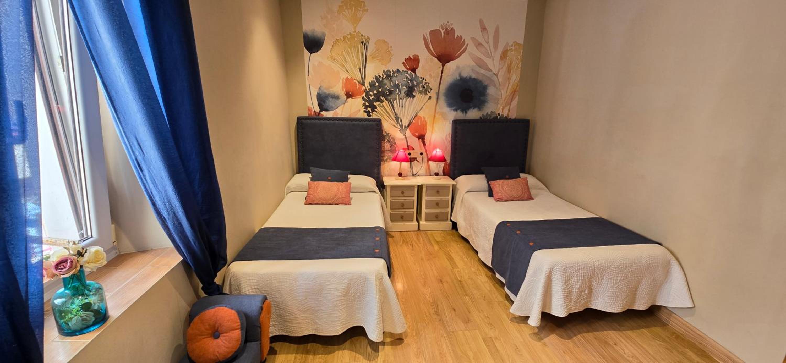 Habitación Estándar con Dos Camas Individuales