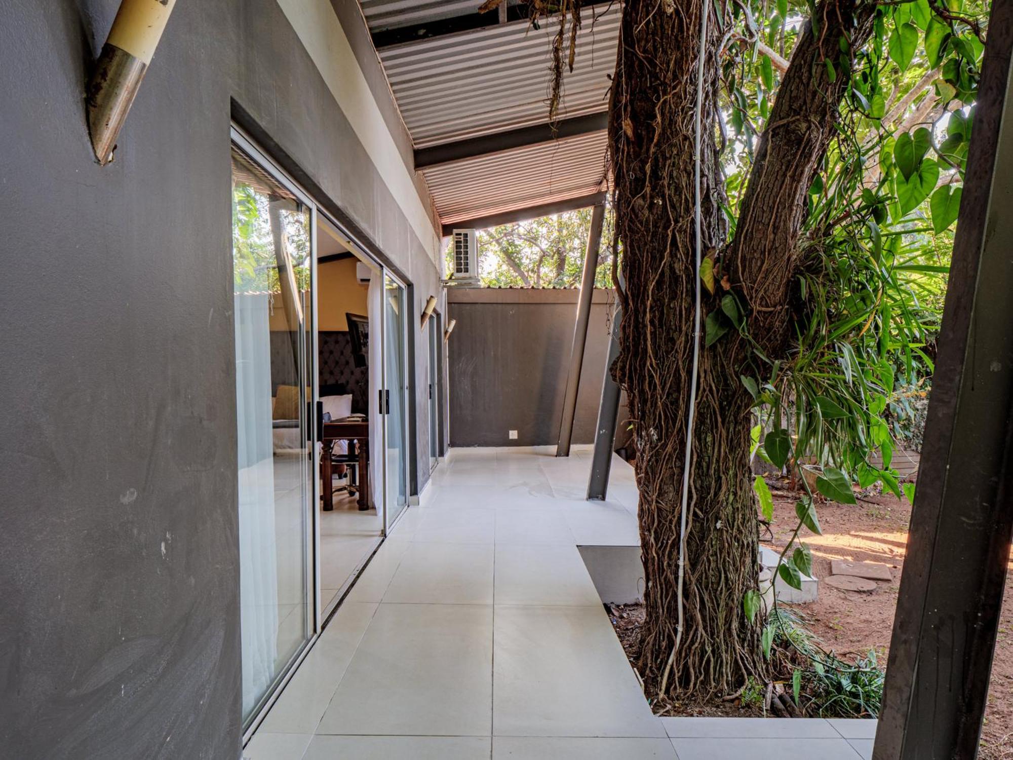 Superior Double Room - Photo 8