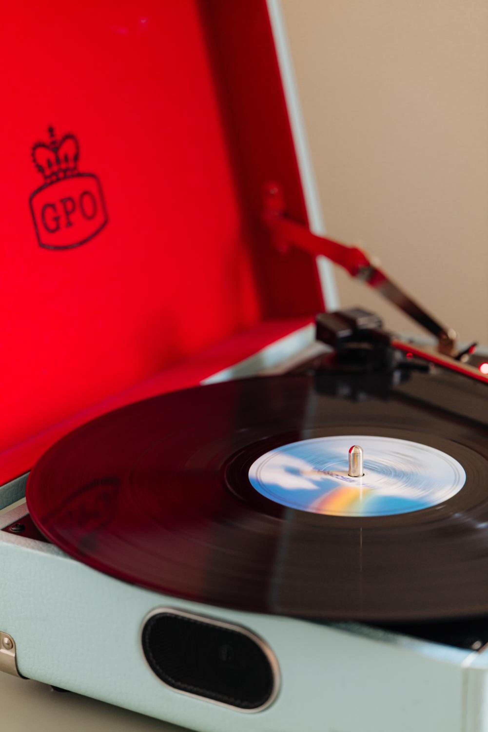 Comfort Room 1 Twin Bed