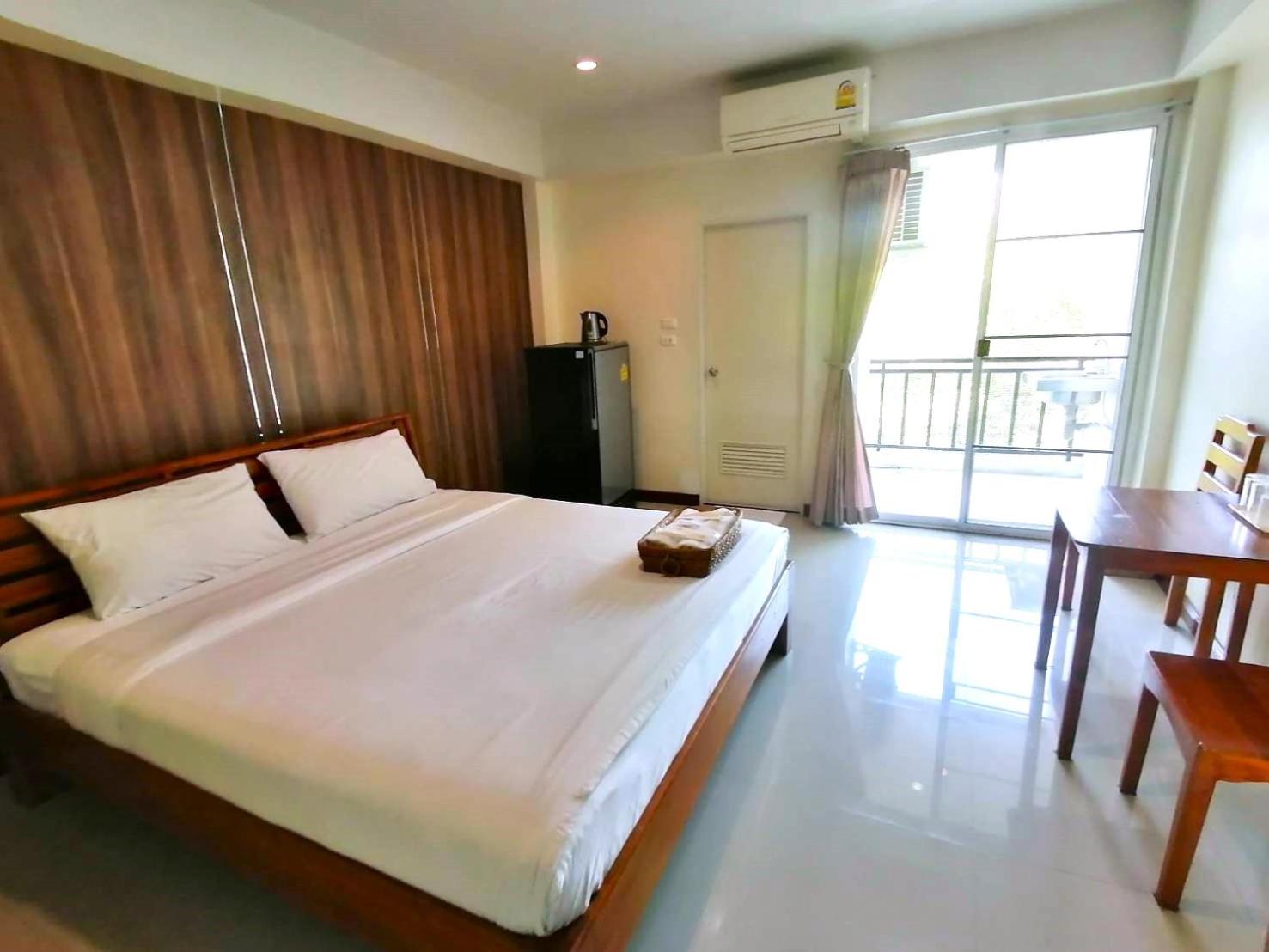 Standard Double Room photo 3