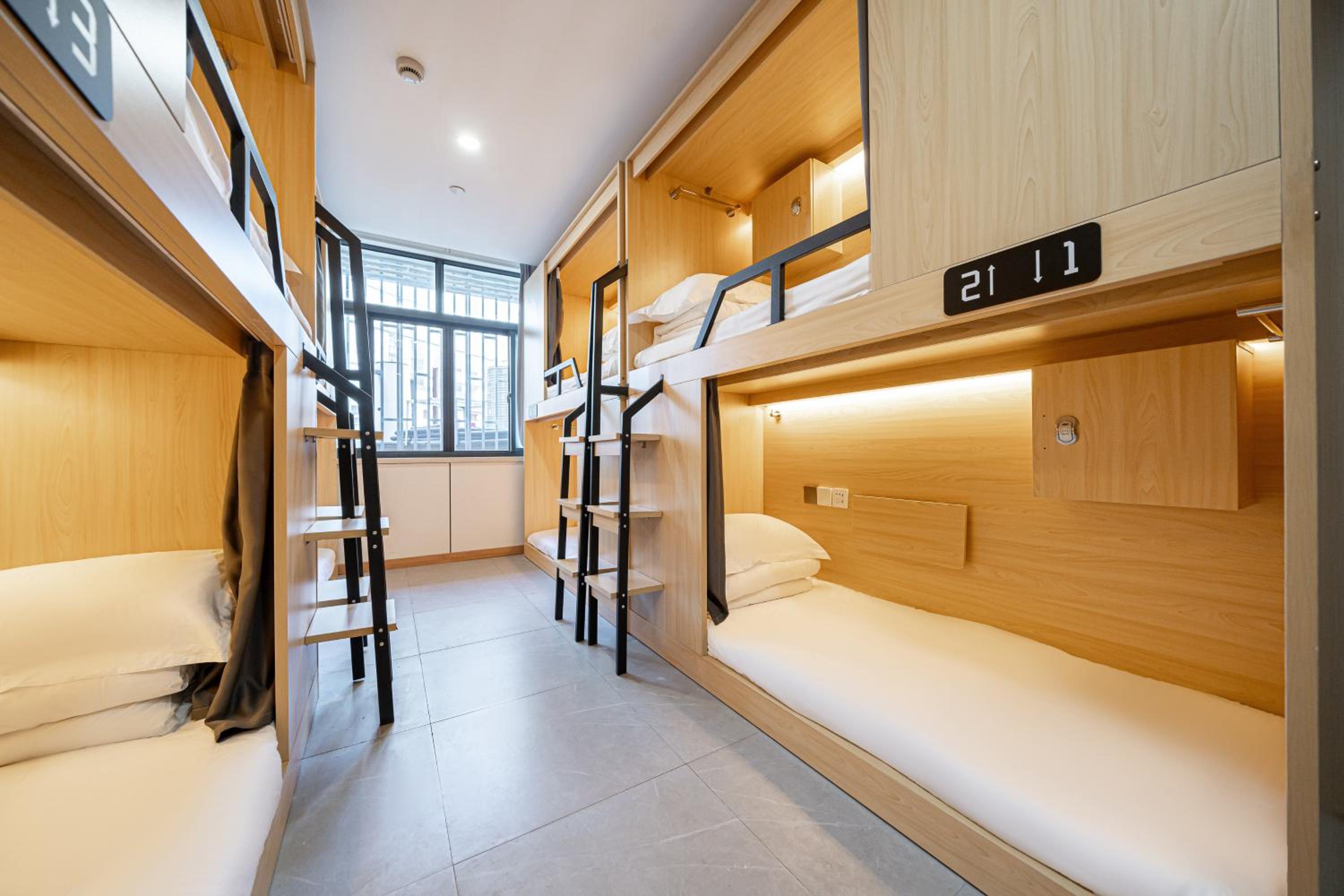 Bed in 8-Bed Female Dormitory Room -  Shared Bathroom 